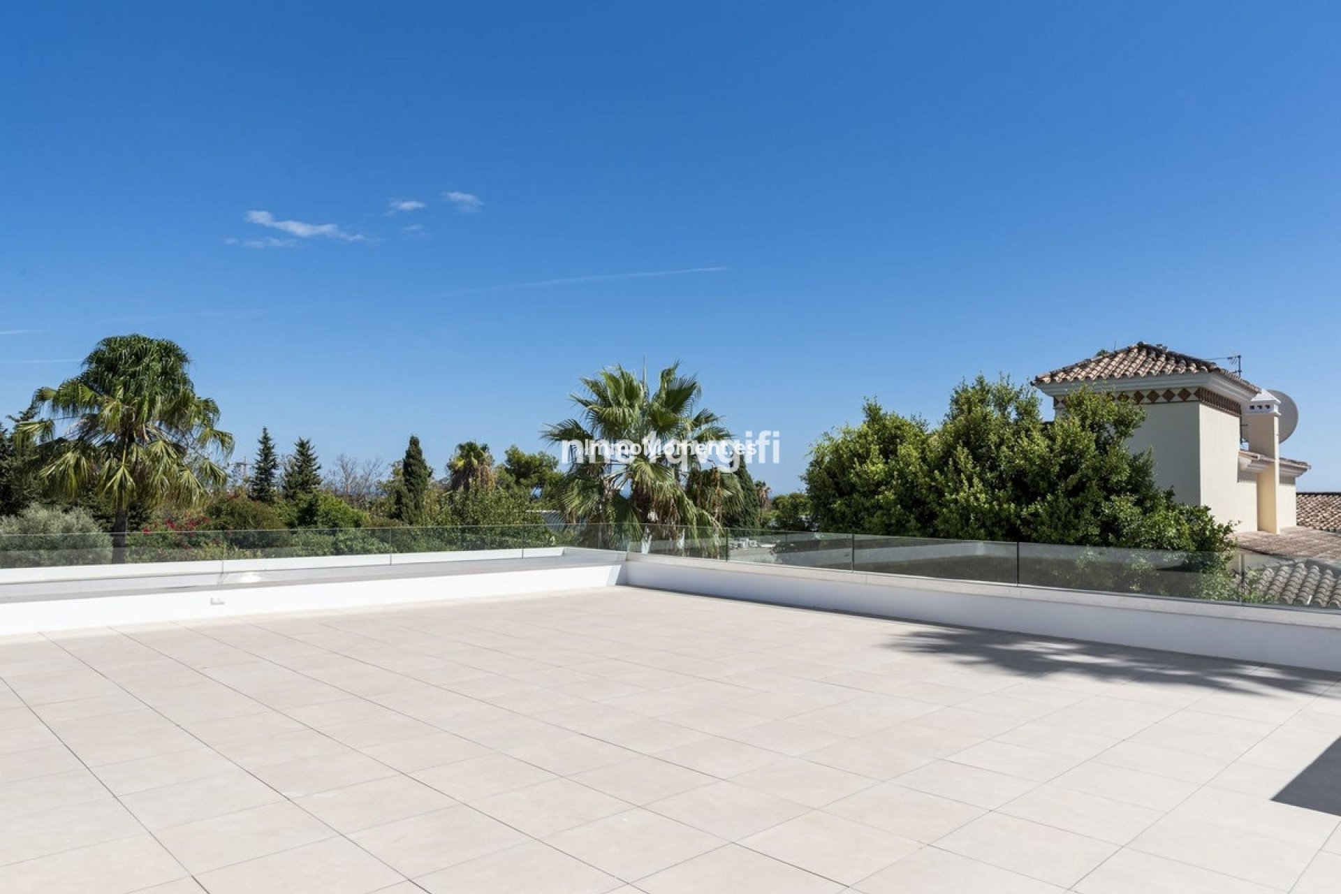 Resale - Villa - Marbella - Guadalmina Alta