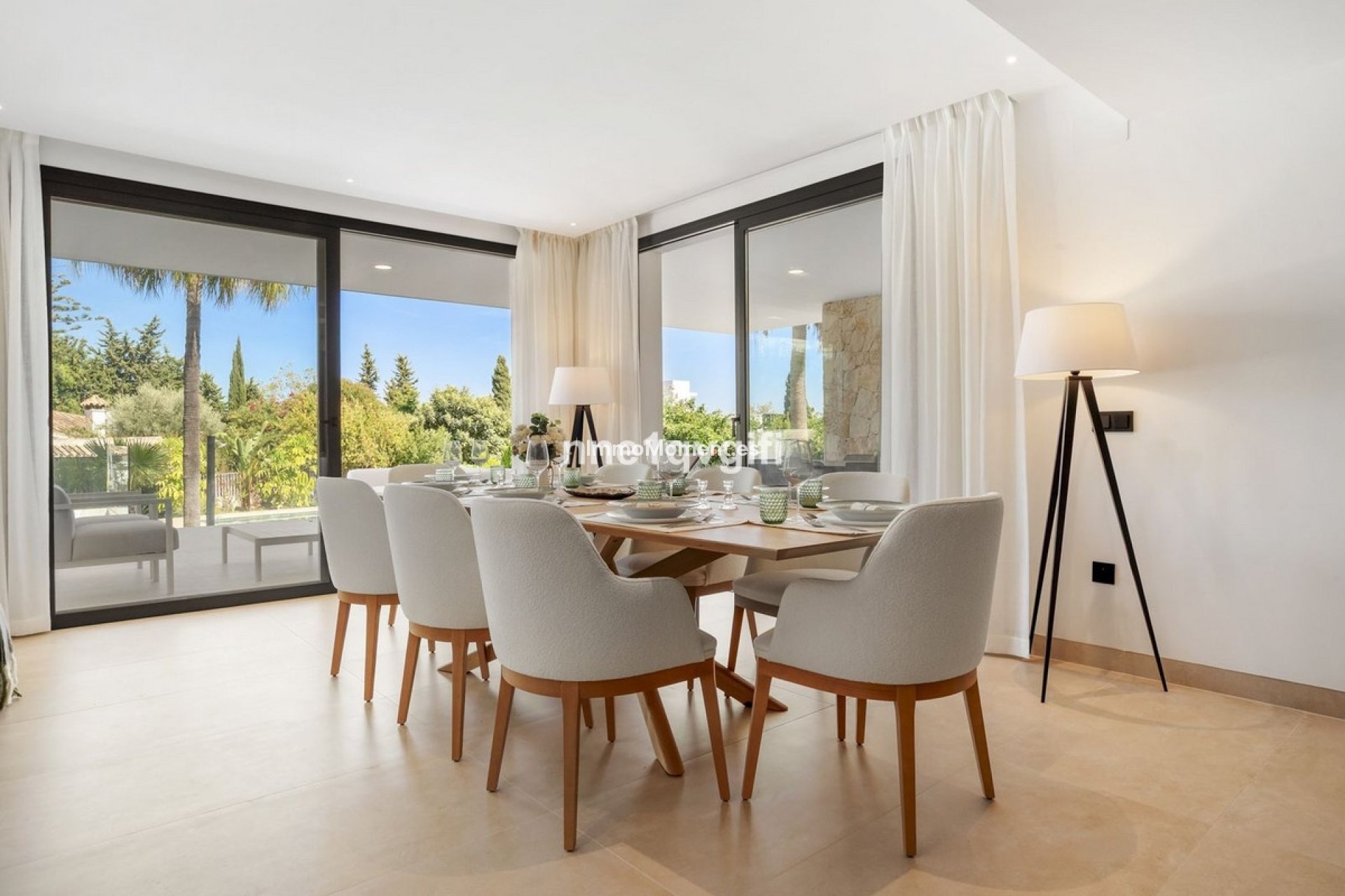 Resale - Villa - Marbella - Guadalmina Alta