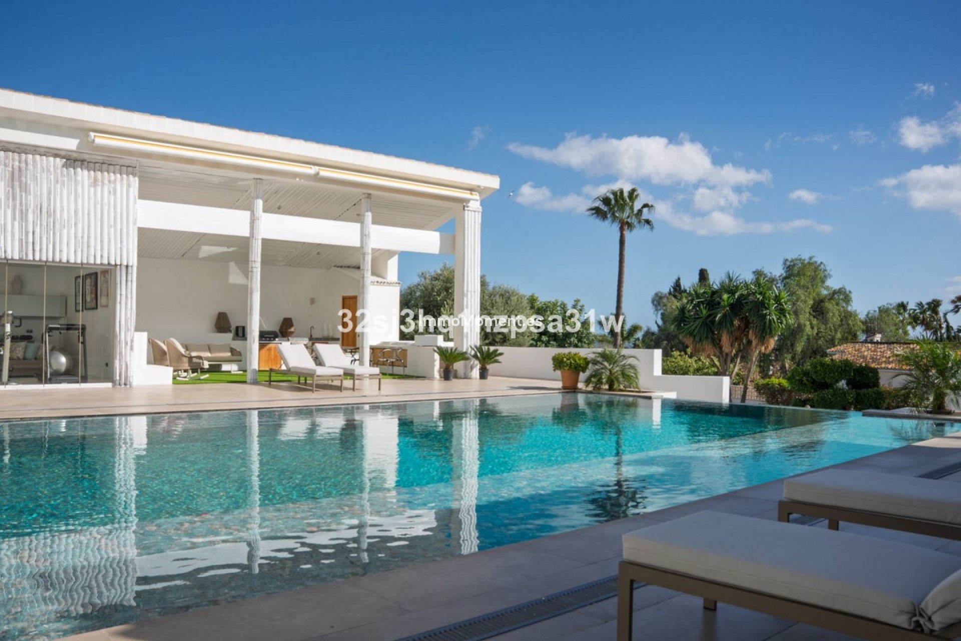 Resale - Villa - Marbella - Guadalmina Alta