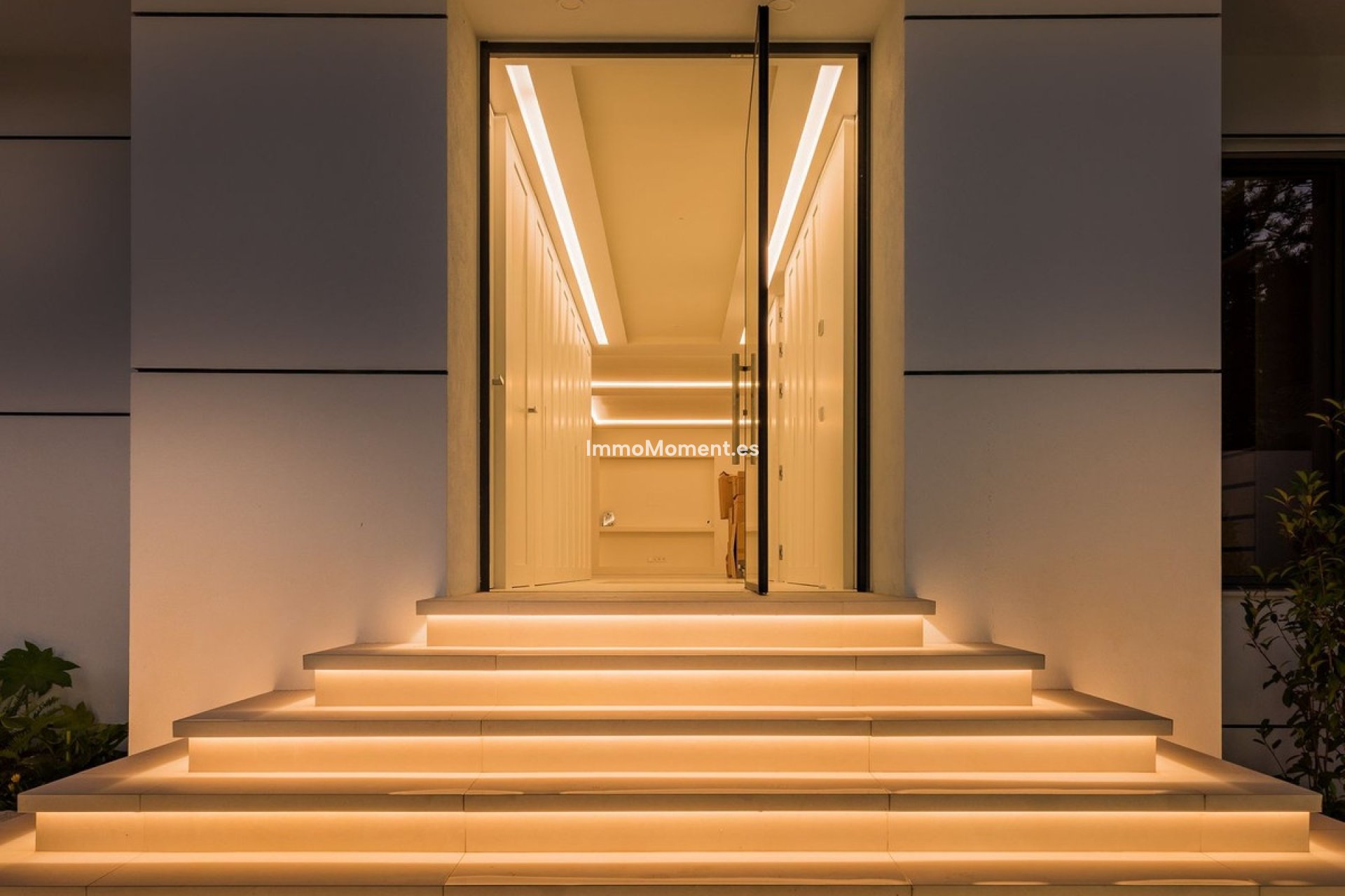 Resale - Villa - Marbella - Guadalmina Alta