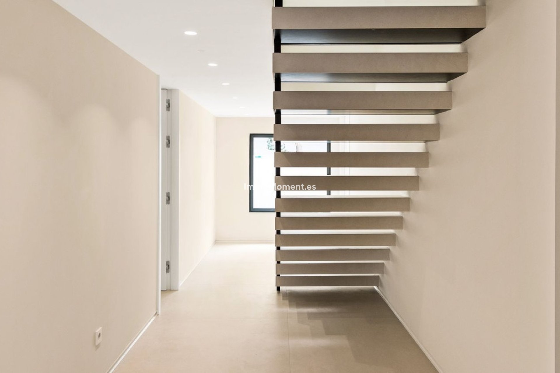 Resale - Villa - Marbella - Guadalmina Alta