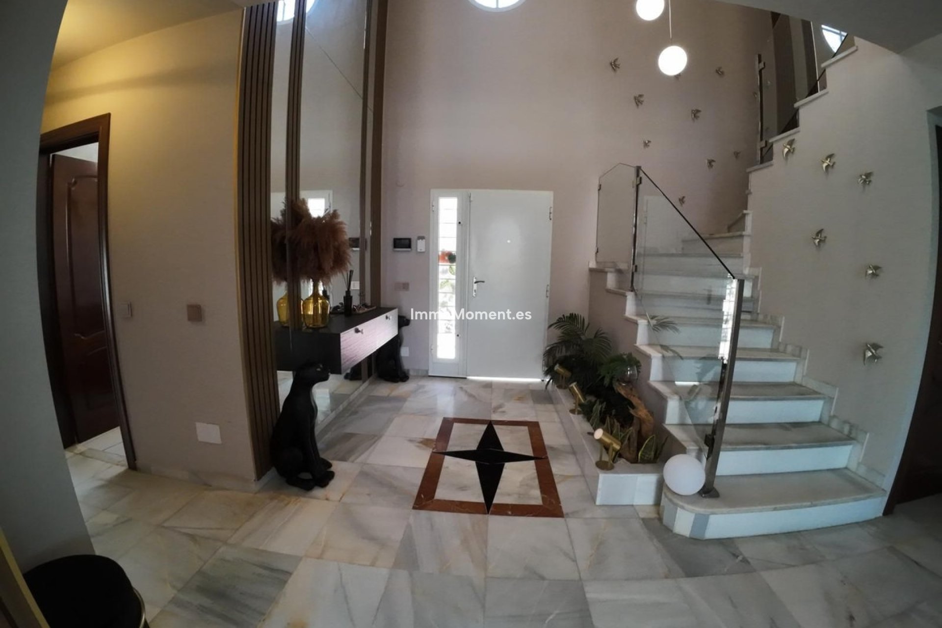 Resale - Villa - Marbella - Guadalmina Alta