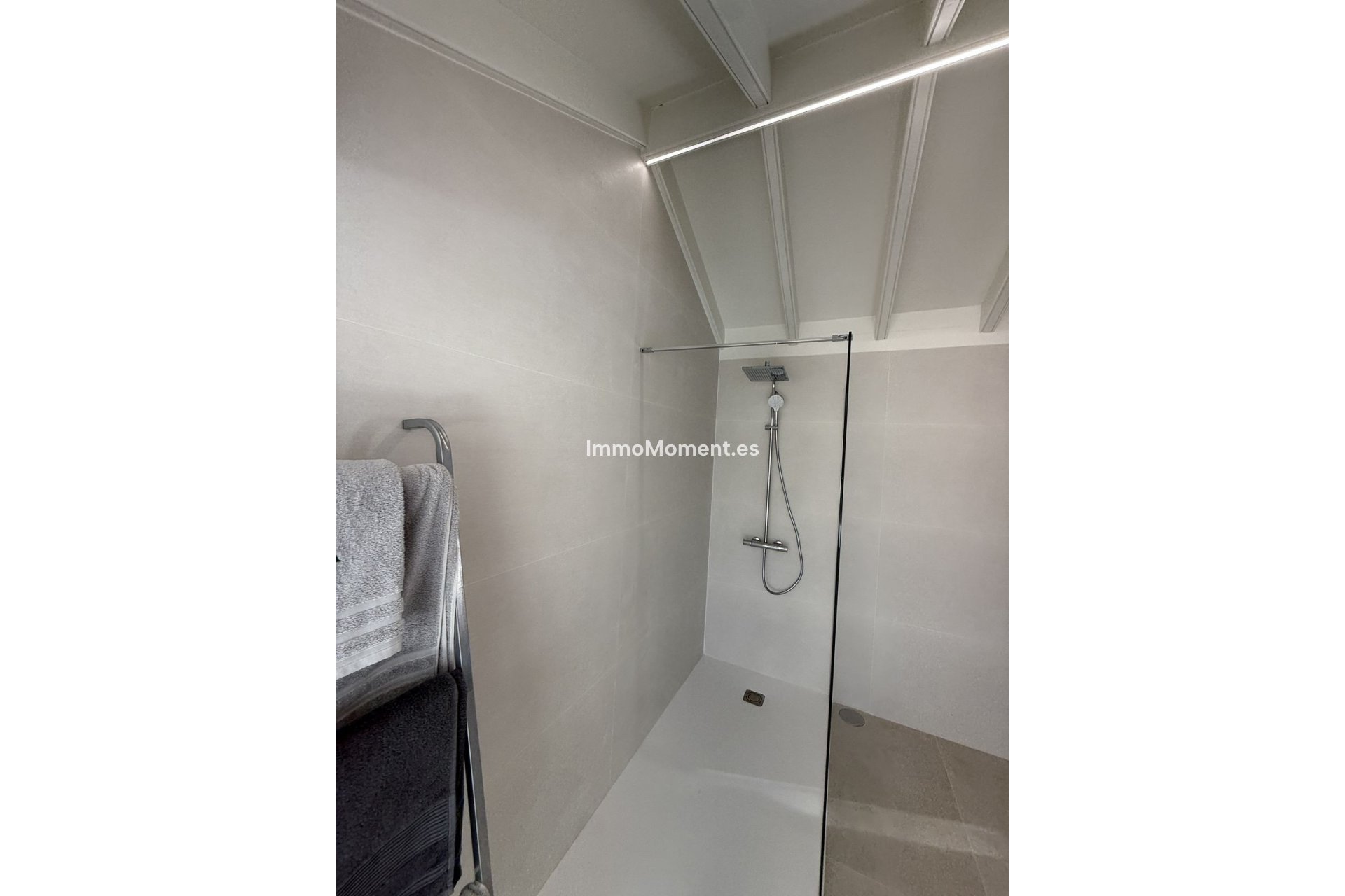 Resale - Villa - Marbella - Guadalmina Alta