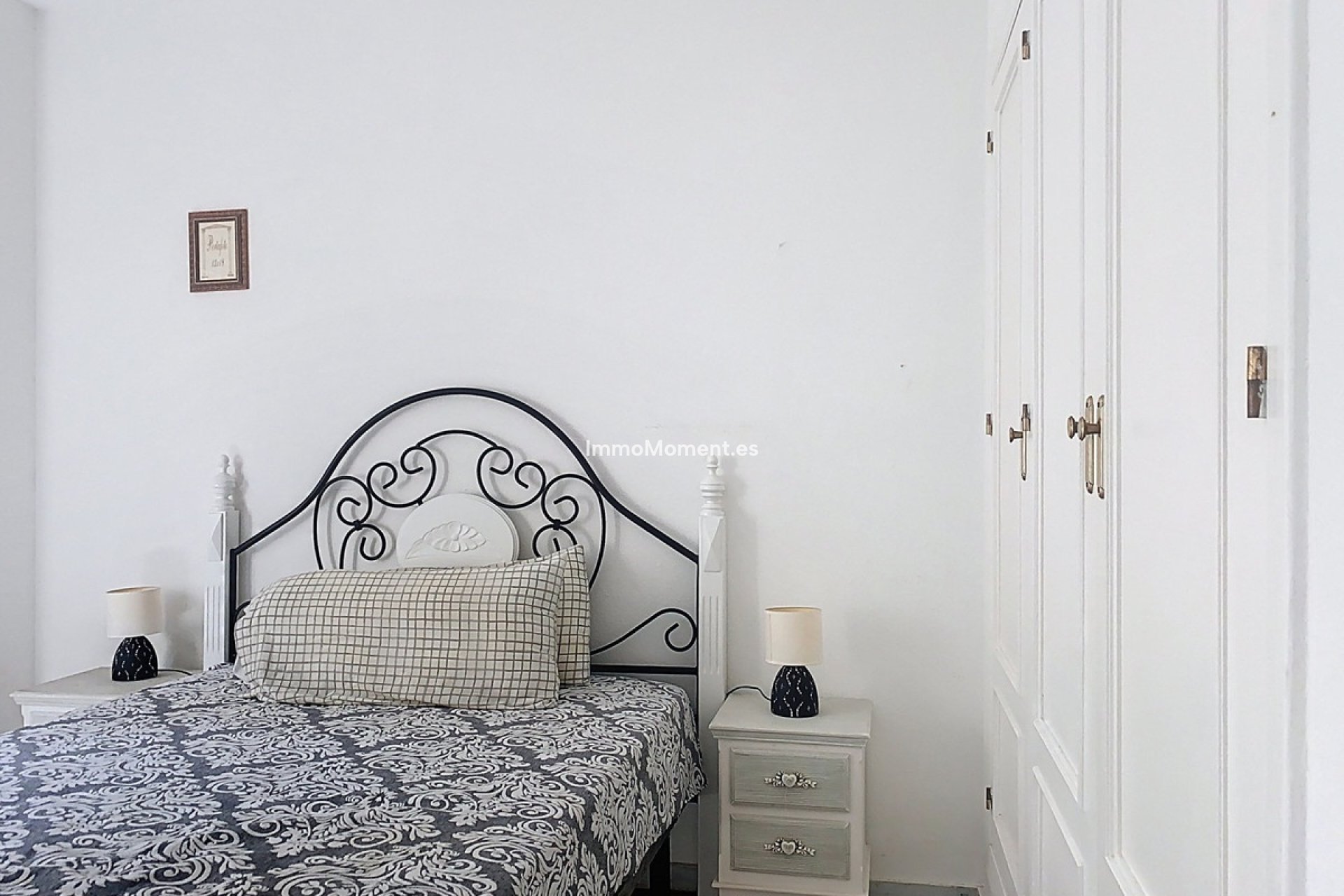 Resale - Villa - Marbella - Guadalmina Alta