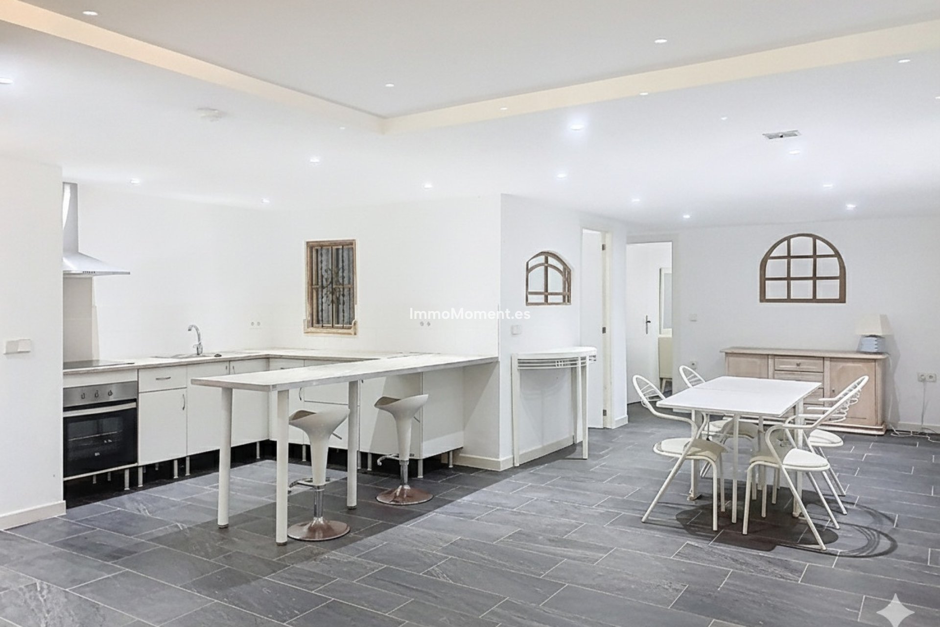 Resale - Villa - Marbella - Guadalmina Alta