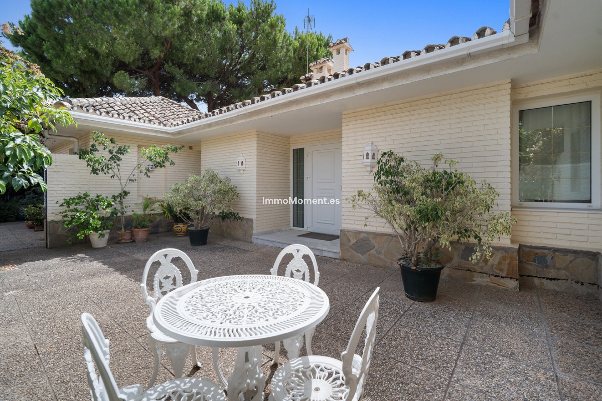 Resale - Villa - Marbella - Guadalmina Alta