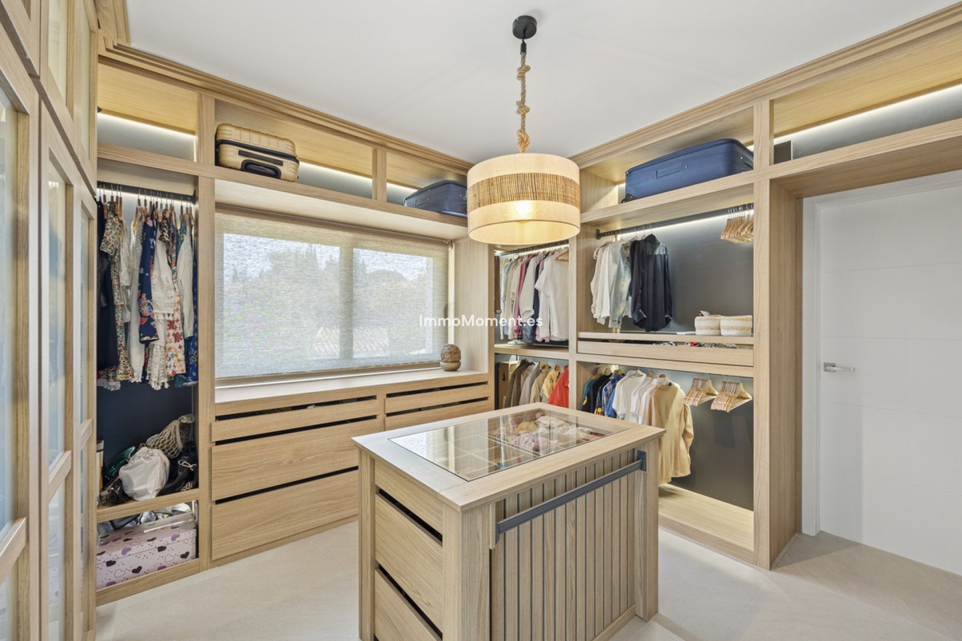 Resale - Villa - Marbella - Guadalmina Alta