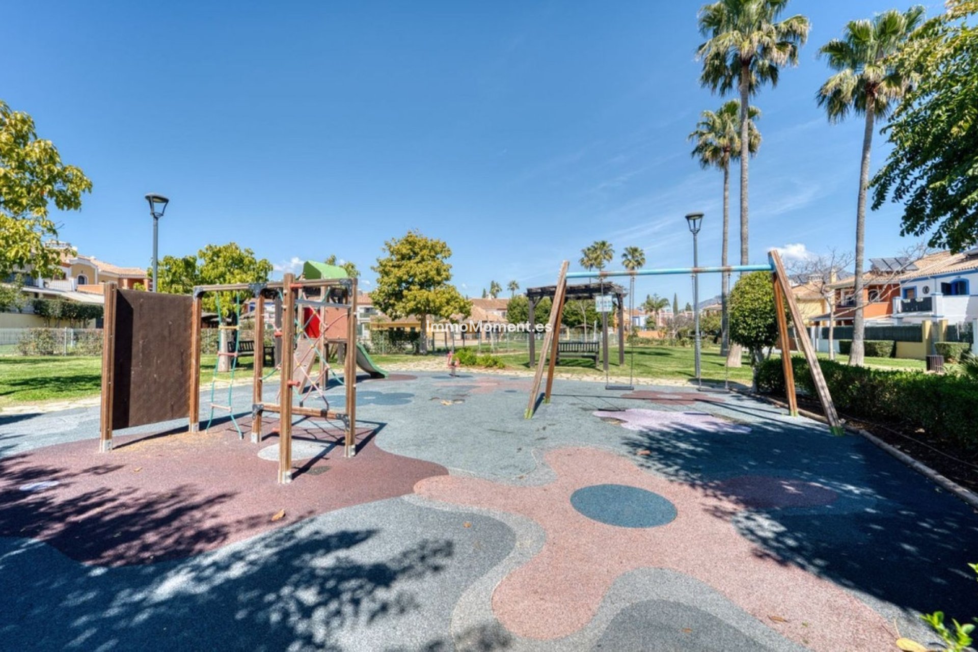 Resale - Villa - Marbella - Guadalmina Alta