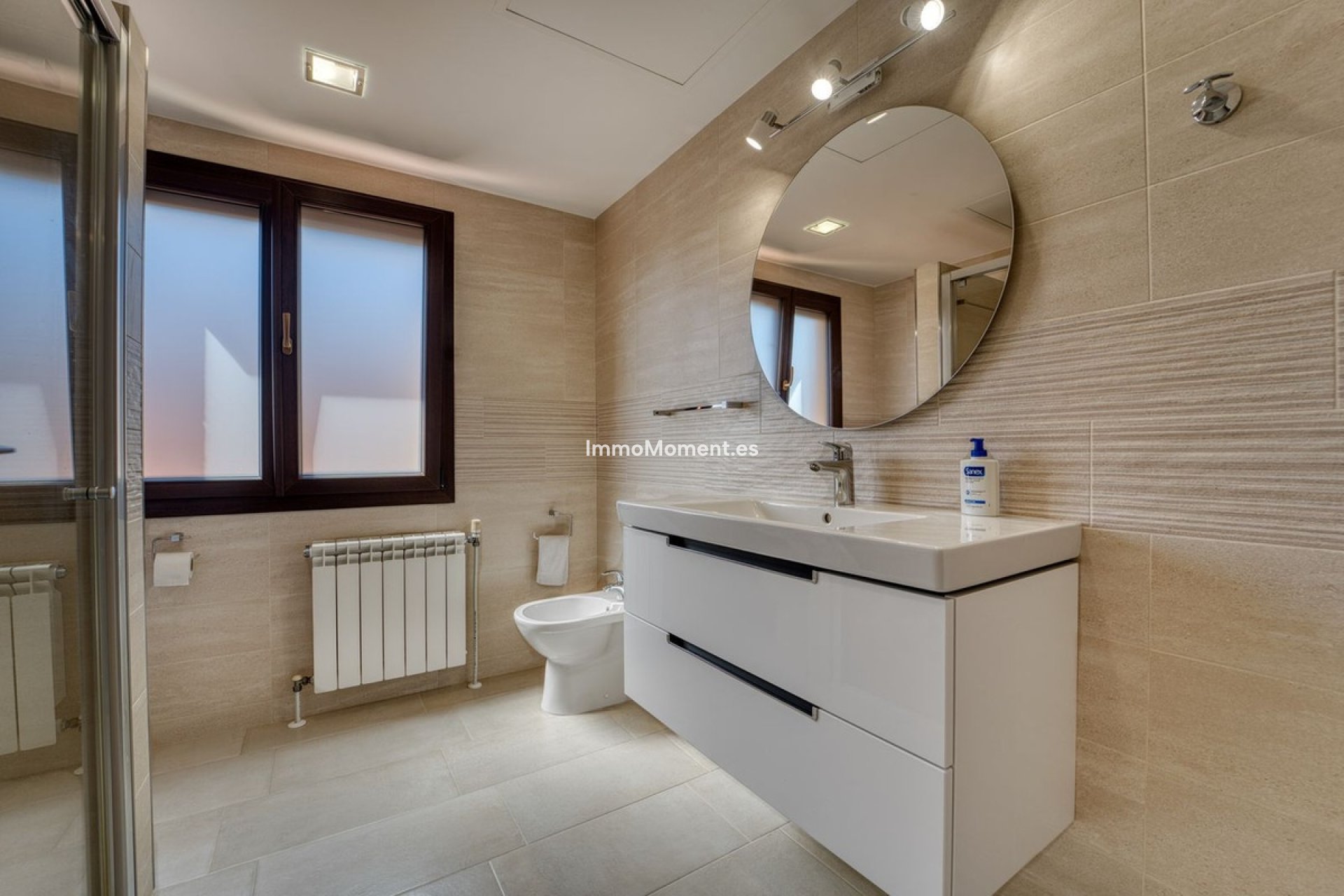 Resale - Villa - Marbella - Guadalmina Alta