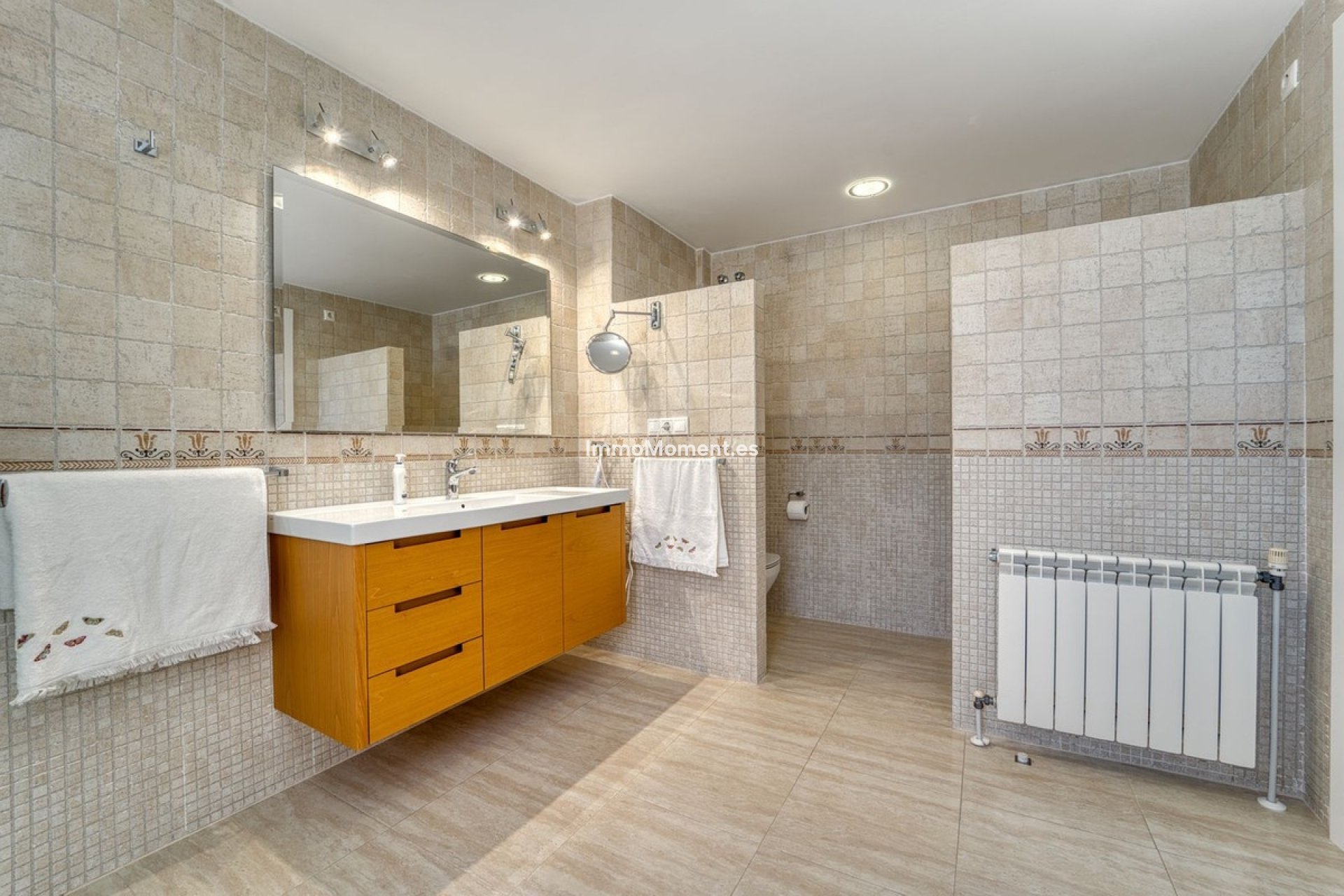 Resale - Villa - Marbella - Guadalmina Alta