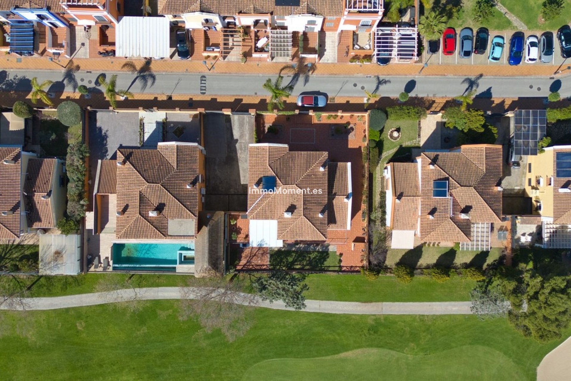 Resale - Villa - Marbella - Guadalmina Alta