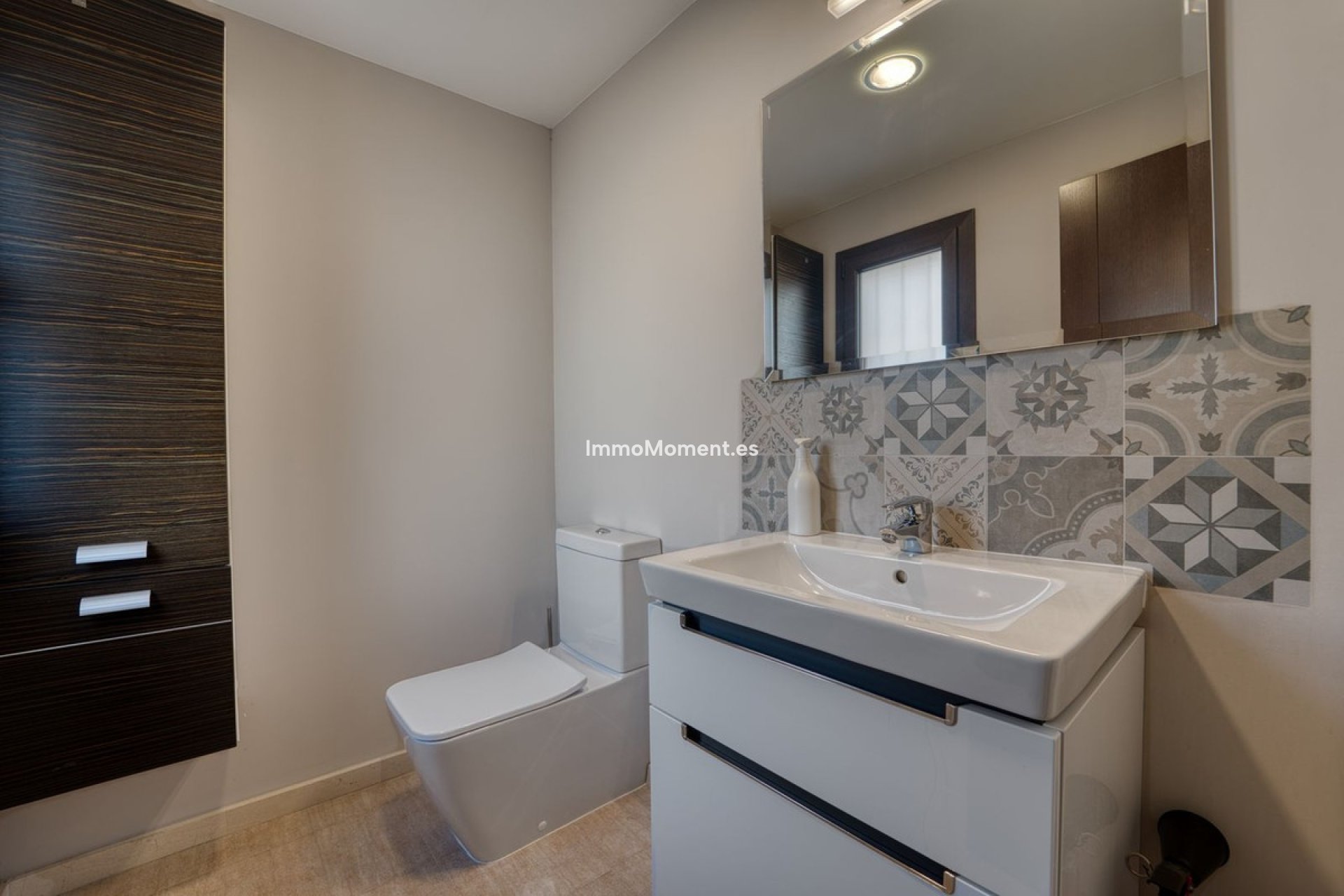 Resale - Villa - Marbella - Guadalmina Alta