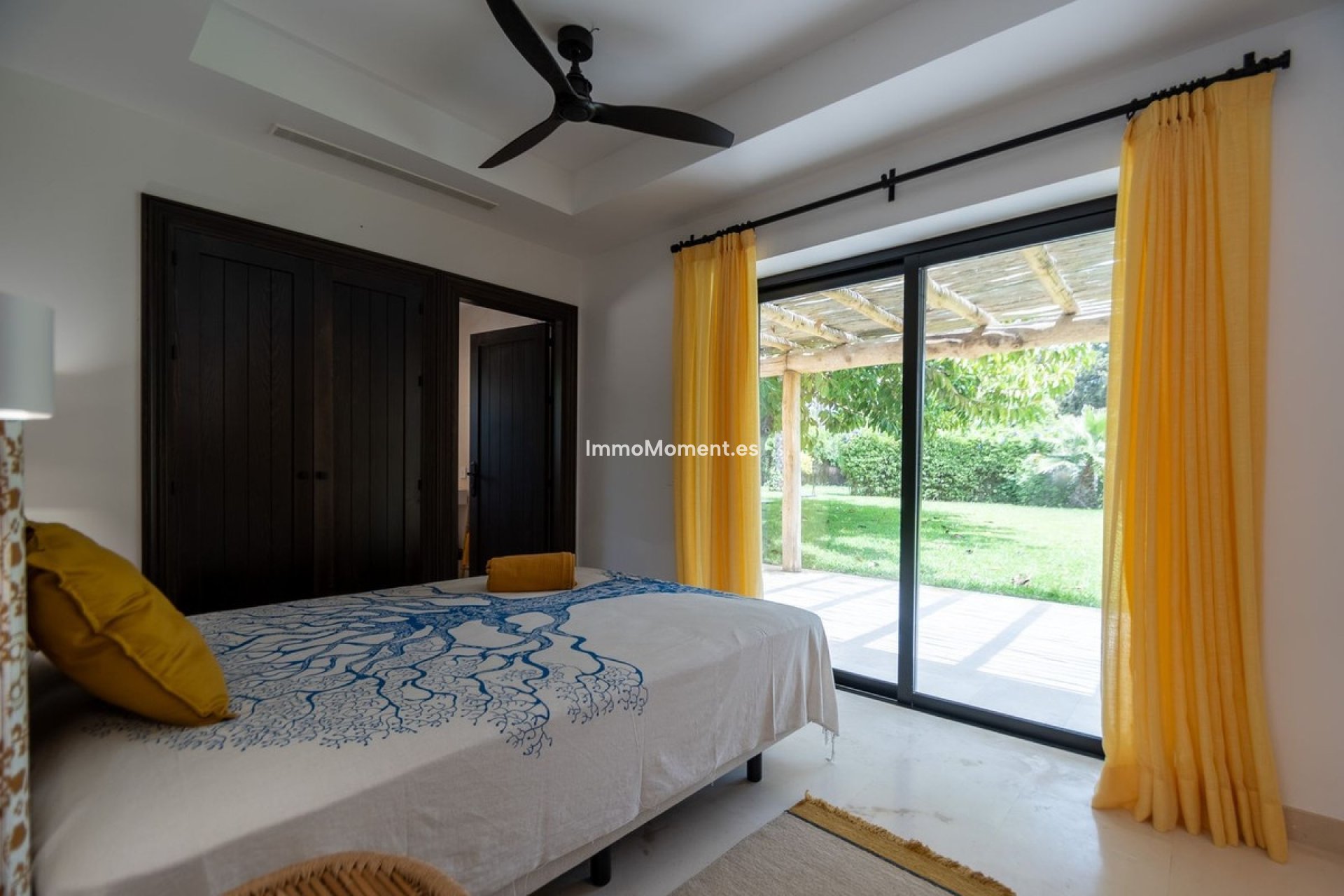 Resale - Villa - Marbella - Guadalmina Baja