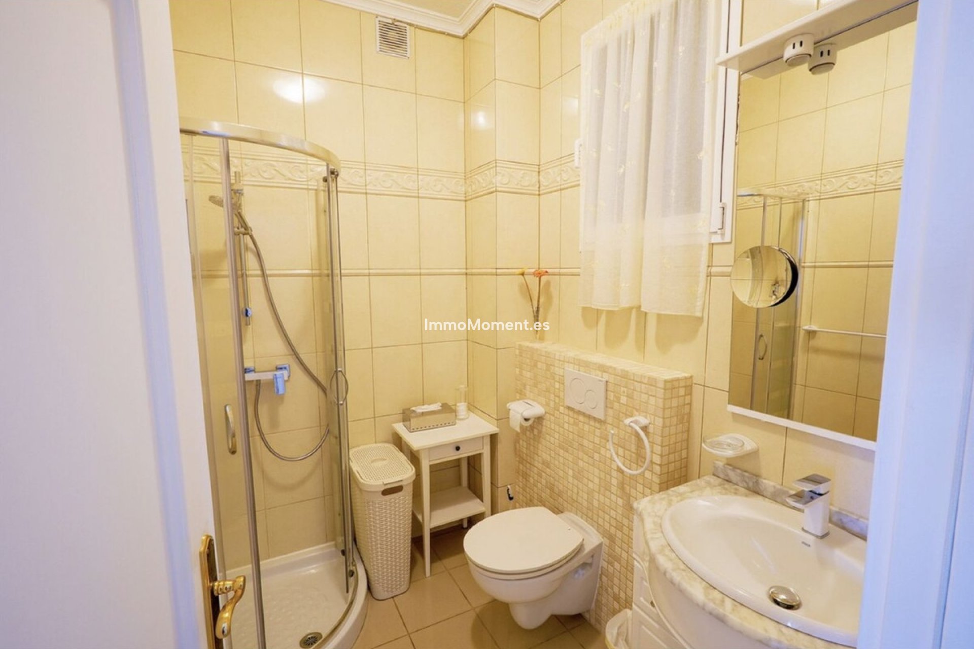 Resale - Villa - Marbella - Hacienda Las Chapas