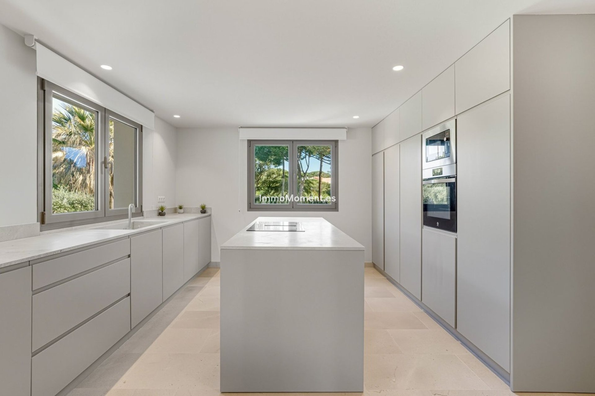 Resale - Villa - Marbella - Hacienda Las Chapas