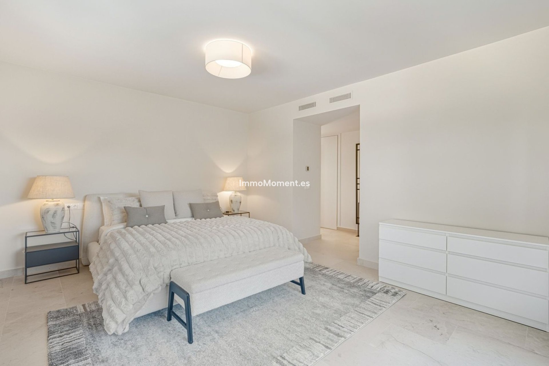 Resale - Villa - Marbella - Hacienda Las Chapas