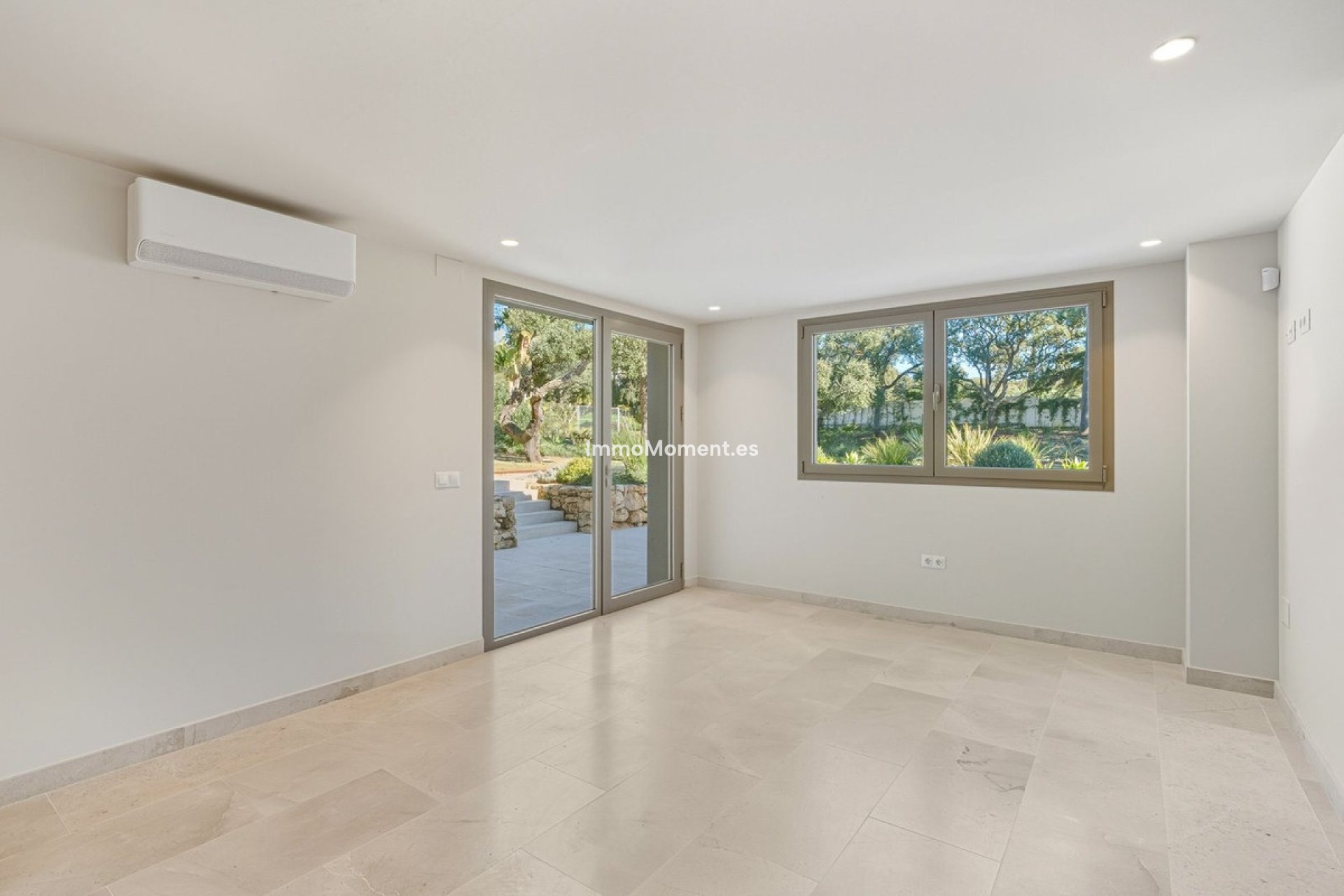 Resale - Villa - Marbella - Hacienda Las Chapas