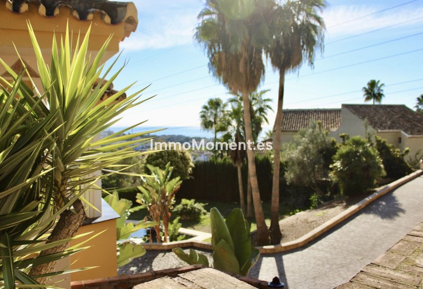 Resale - Villa - Marbella - Hacienda Las Chapas