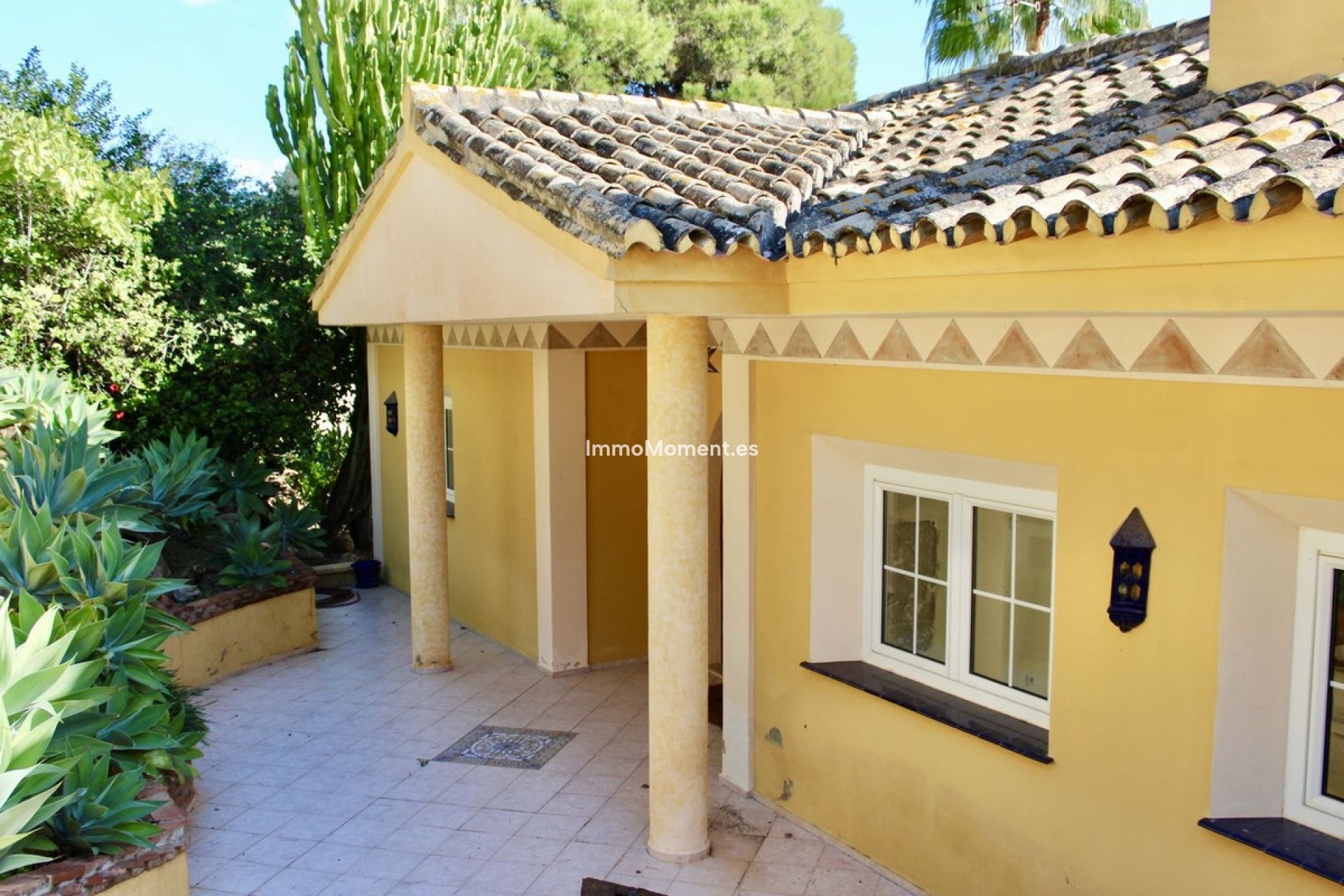 Resale - Villa - Marbella - Hacienda Las Chapas