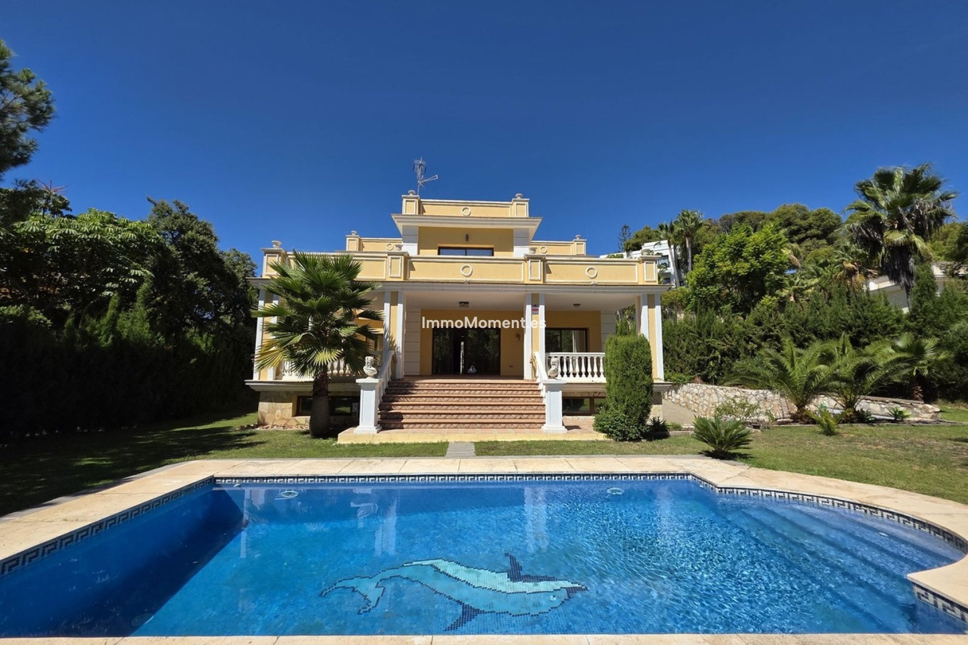 Resale - Villa - Marbella - Hacienda Las Chapas