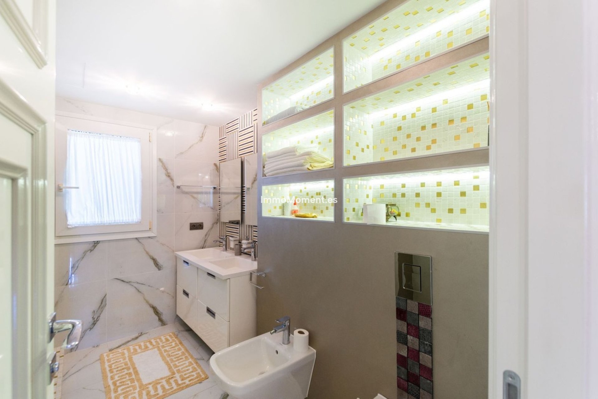 Resale - Villa - Marbella - Hacienda Las Chapas