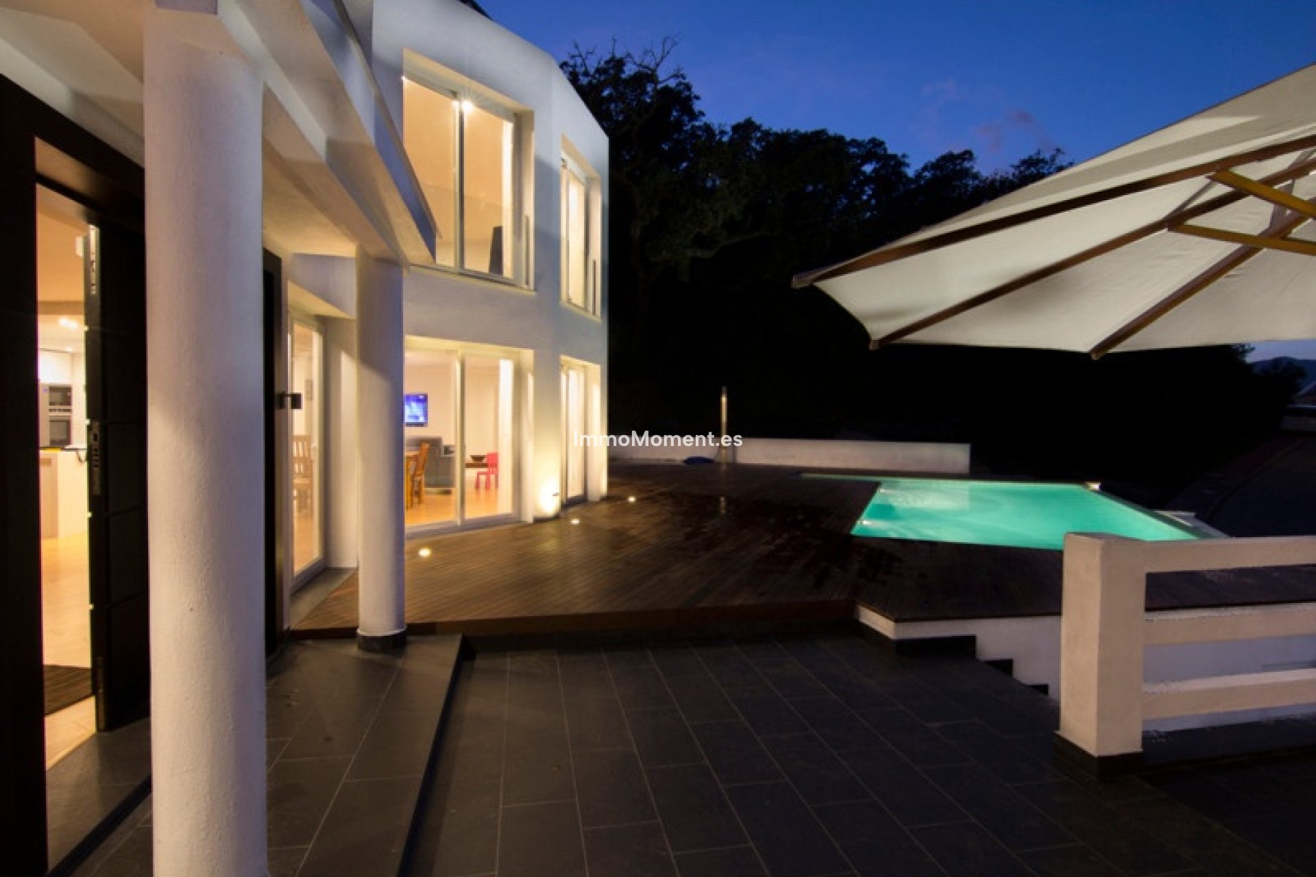 Resale - Villa - Marbella - La Mairena