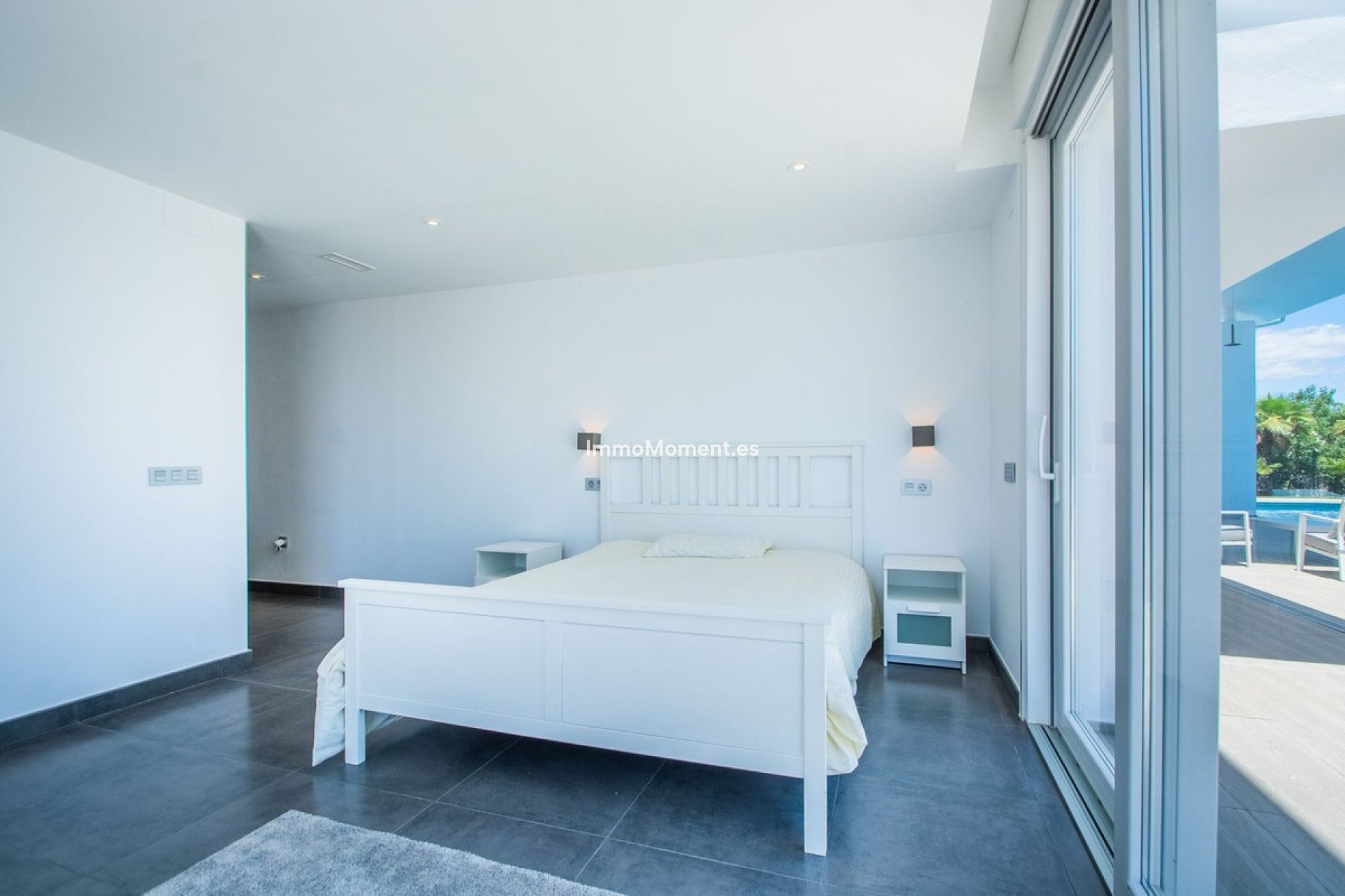 Resale - Villa - Marbella - La Mairena