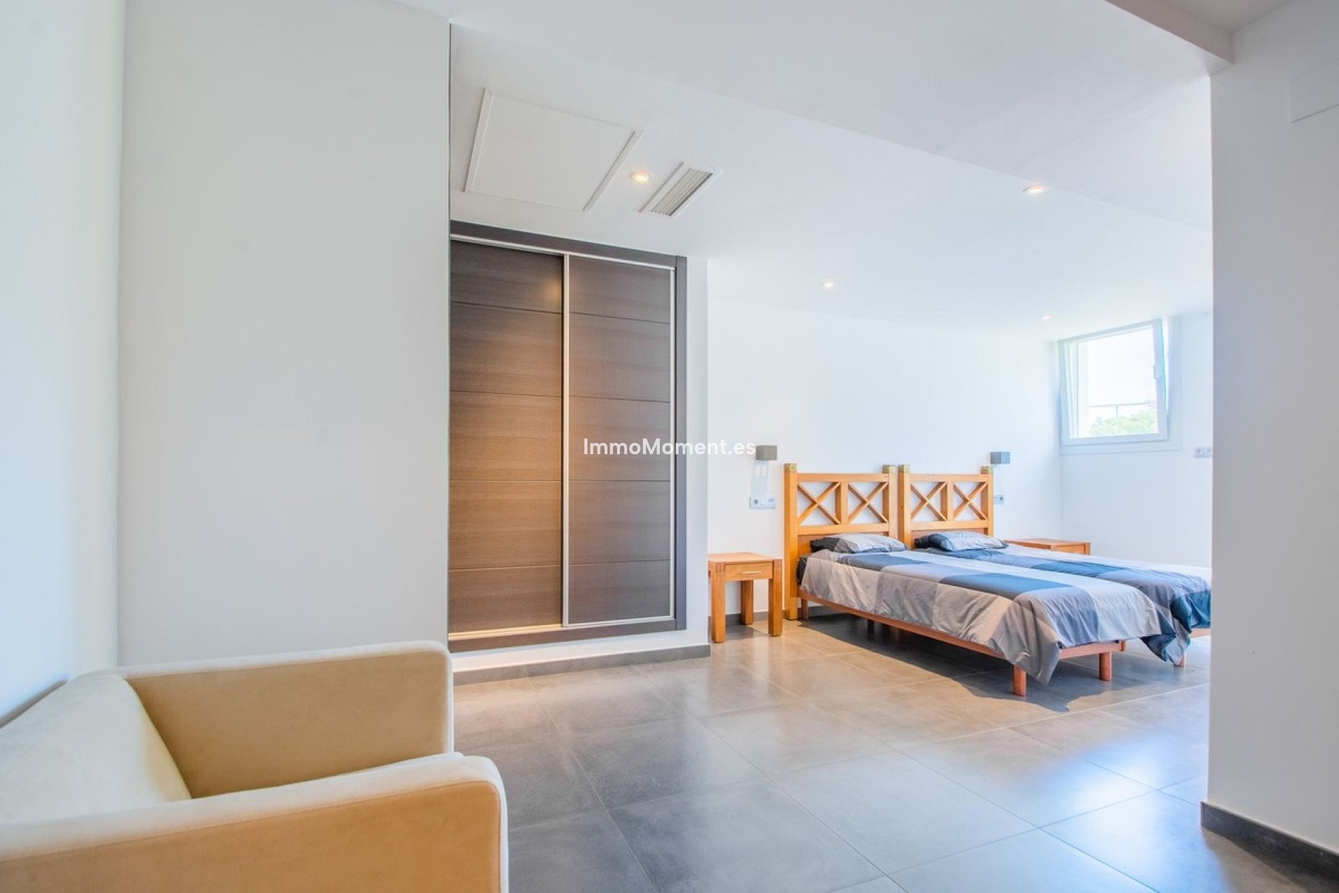 Resale - Villa - Marbella - La Mairena