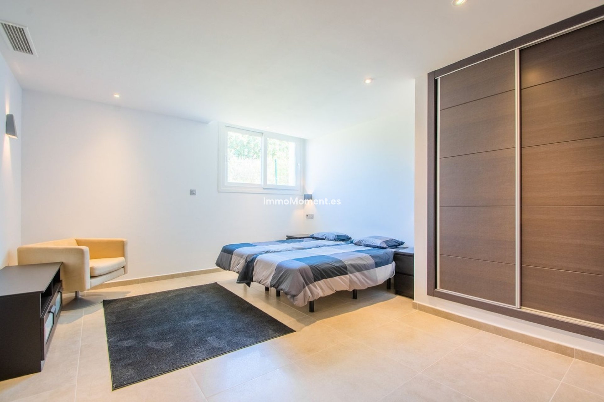 Resale - Villa - Marbella - La Mairena