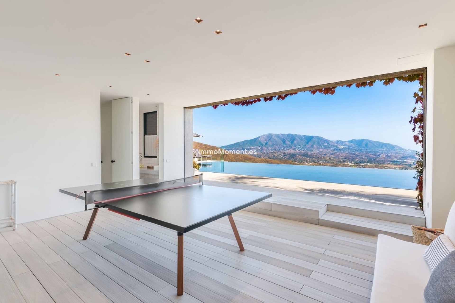 Resale - Villa - Marbella - La Mairena