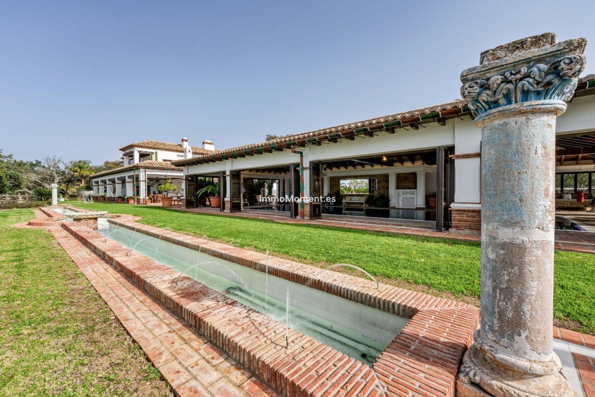 Resale - Villa - Marbella - La Mairena