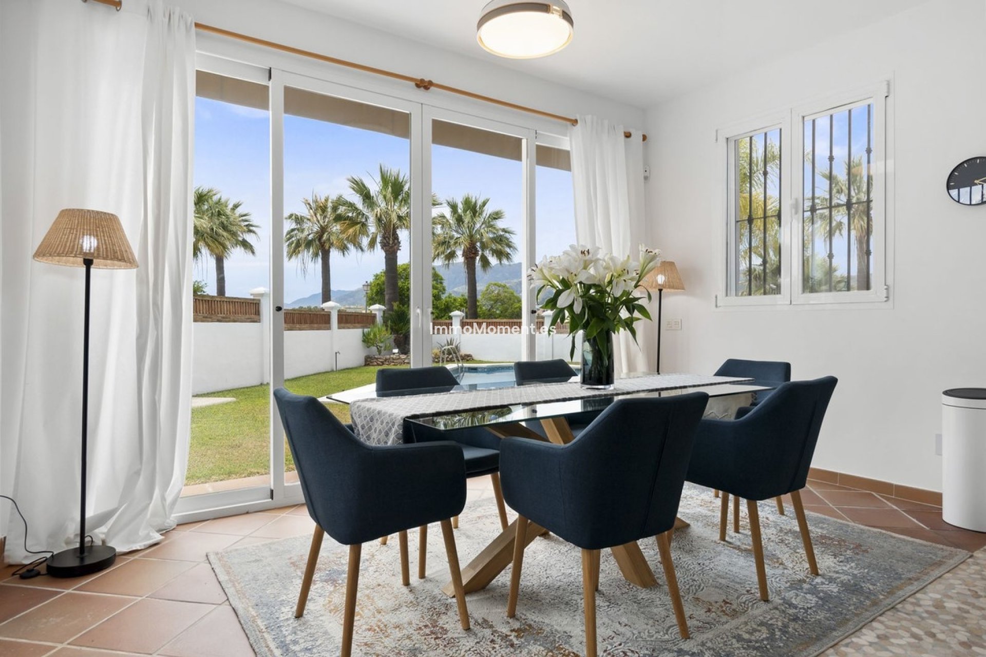 Resale - Villa - Marbella - Las Chapas