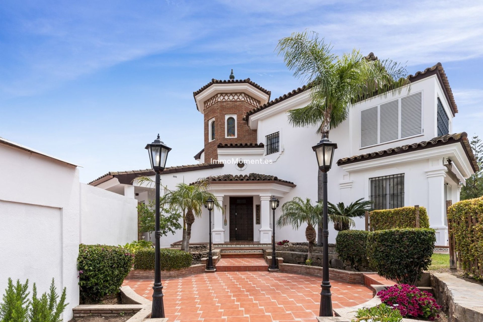 Resale - Villa - Marbella - Las Chapas