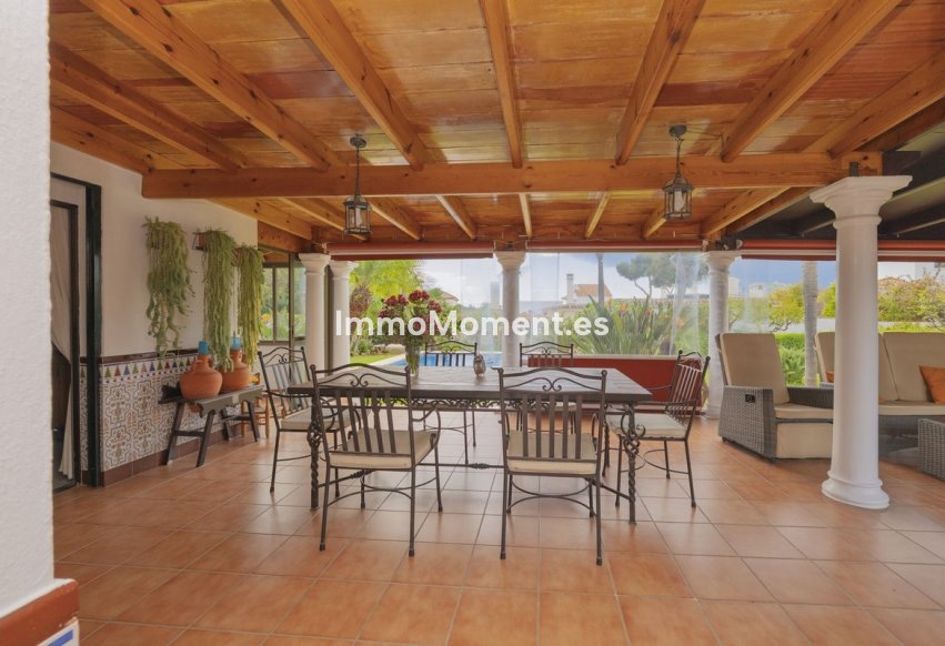 Resale - Villa - Marbella - Las Chapas