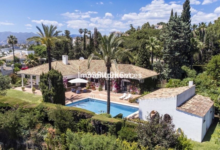 Resale - Villa - Marbella - Las Chapas
