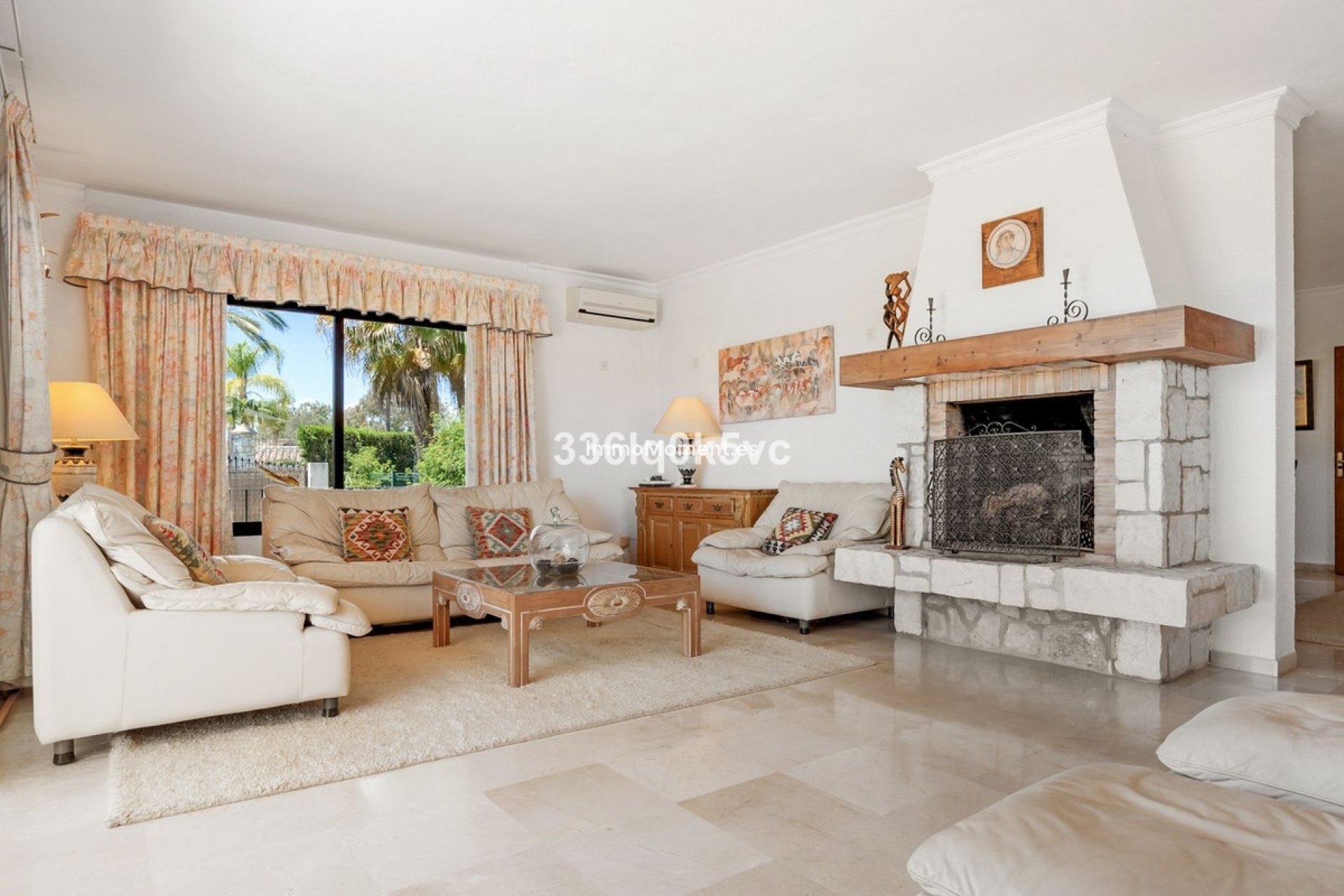 Resale - Villa - Marbella - Las Chapas