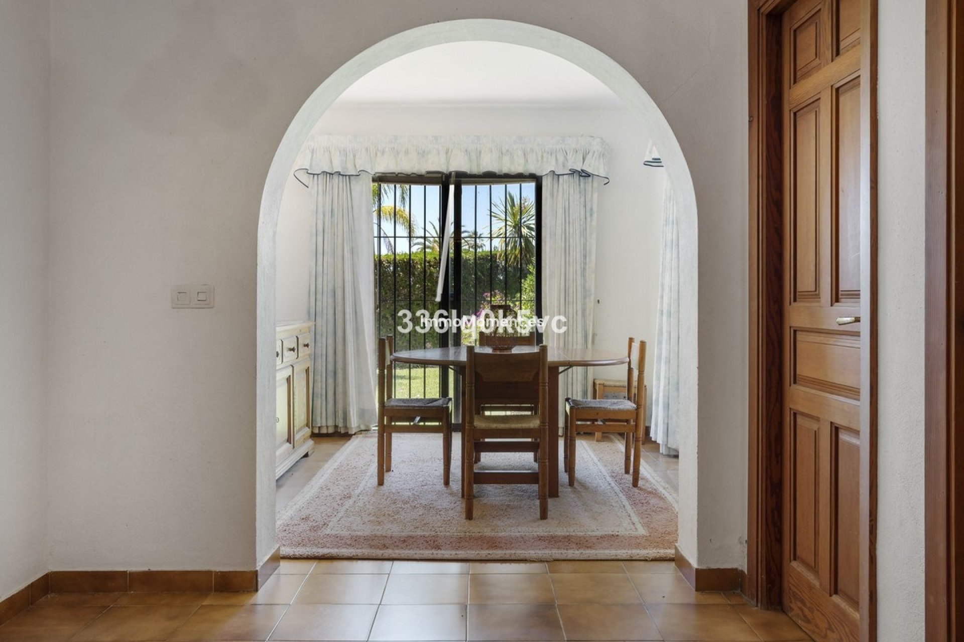 Resale - Villa - Marbella - Las Chapas