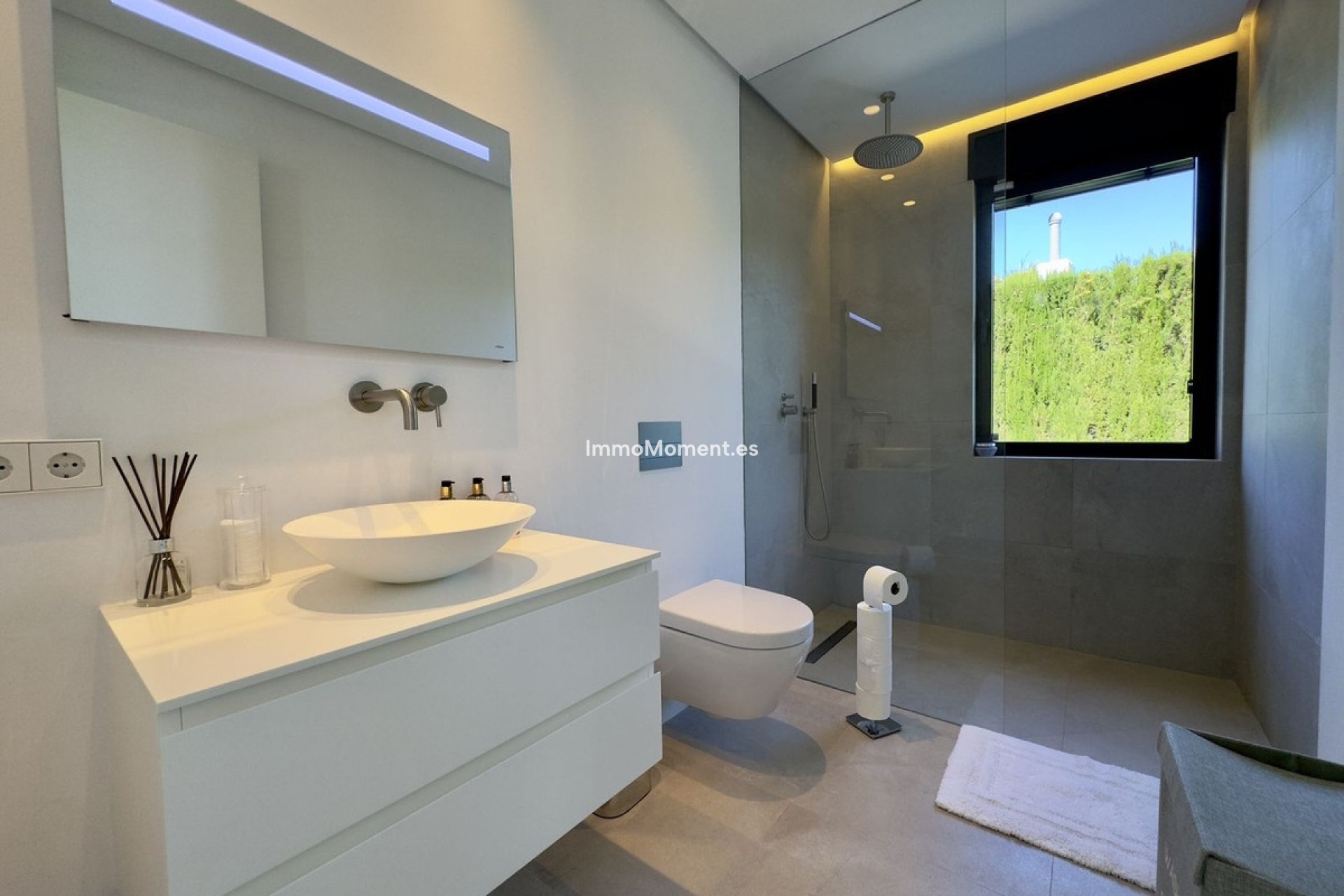 Resale - Villa - Marbella - Los Monteros