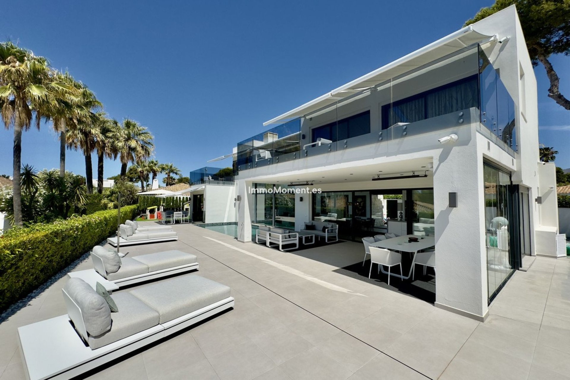 Resale - Villa - Marbella - Los Monteros