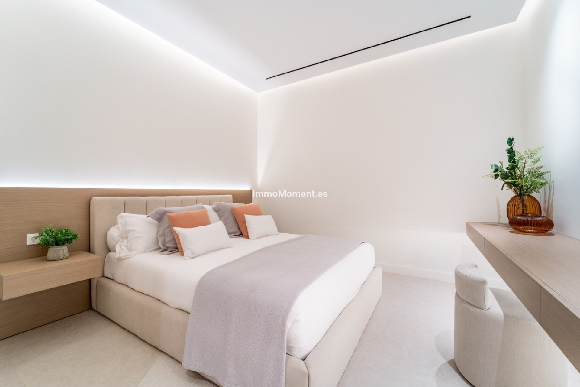 Resale - Villa - Marbella - Los Monteros