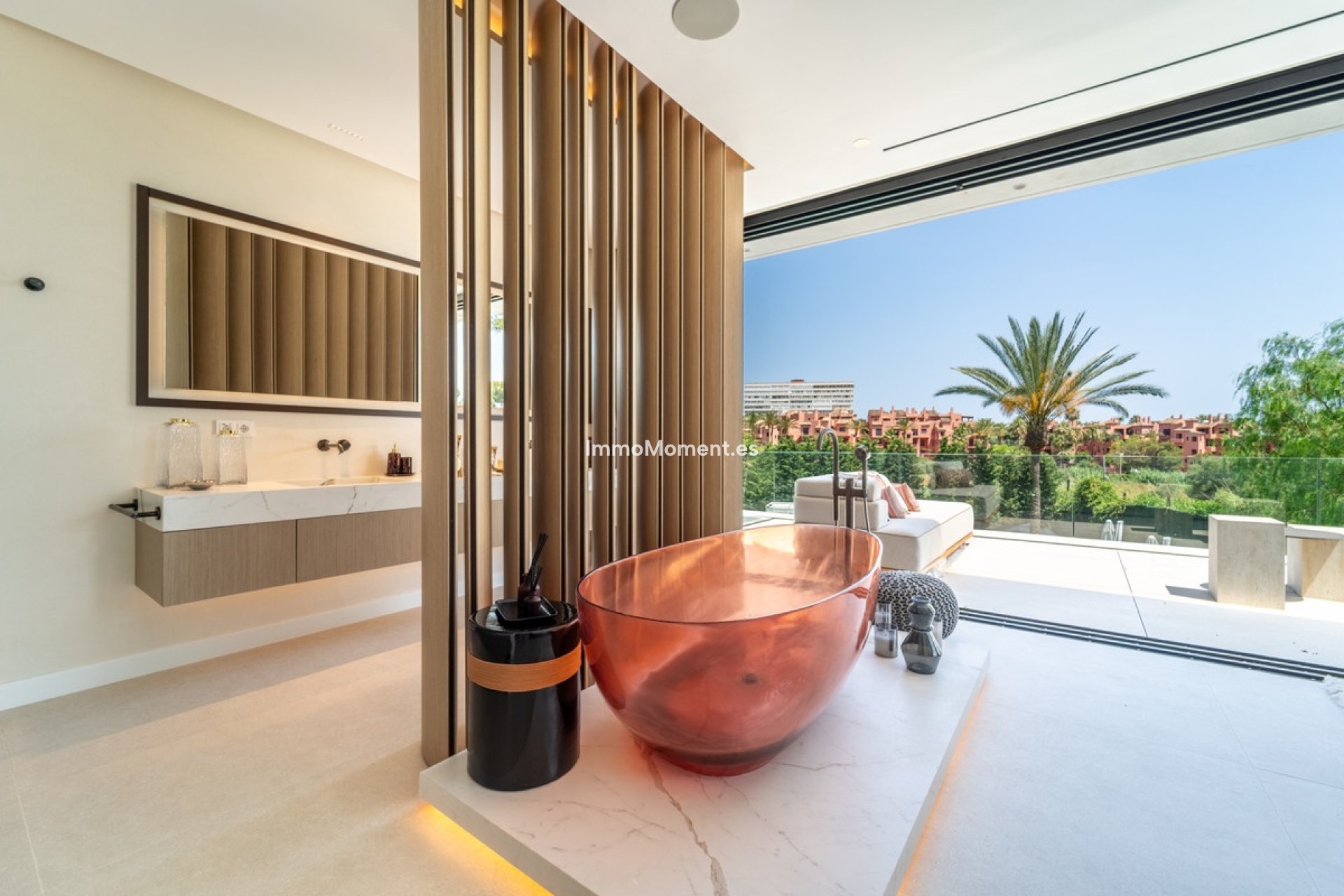 Resale - Villa - Marbella - Los Monteros