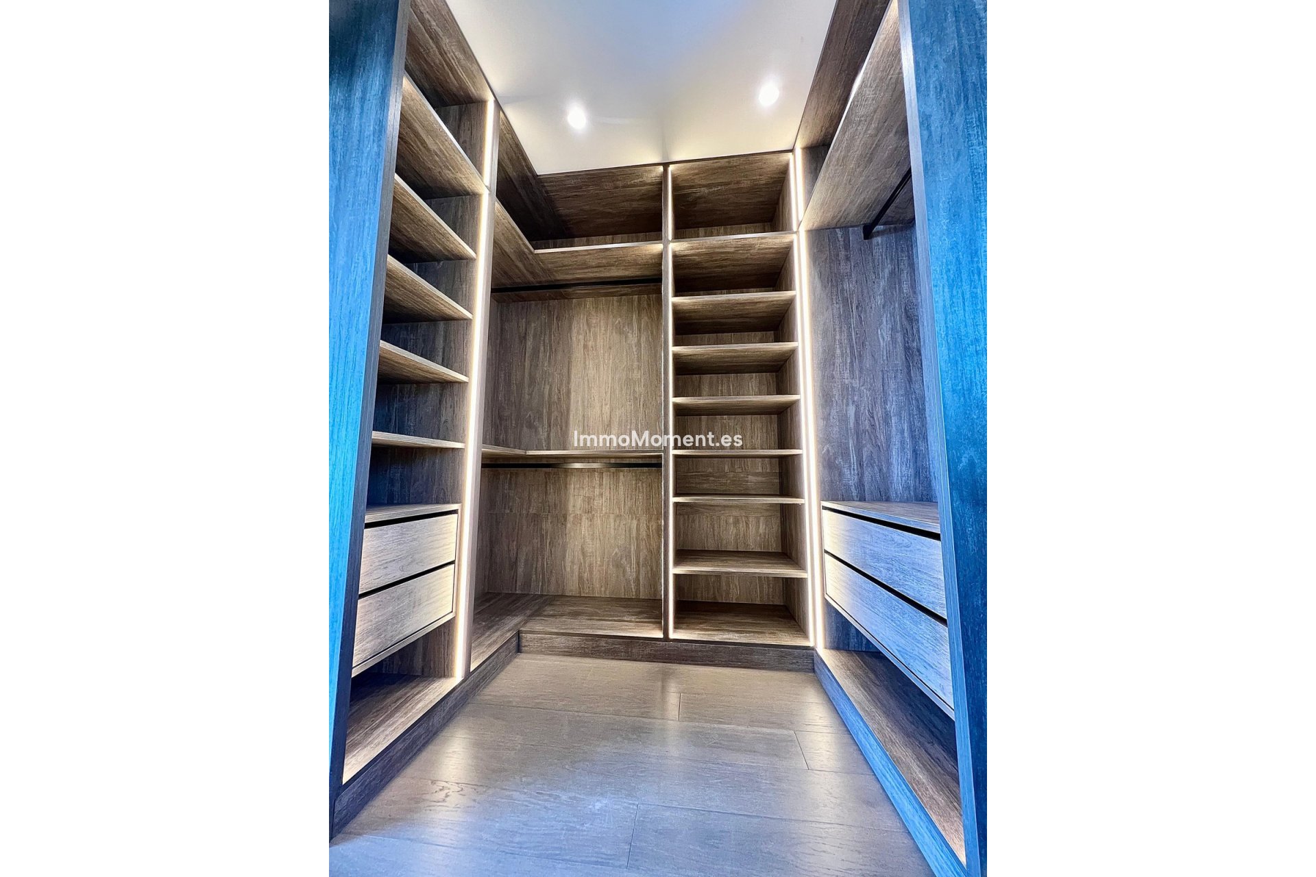 Resale - Villa - Marbella - Marbella Centro