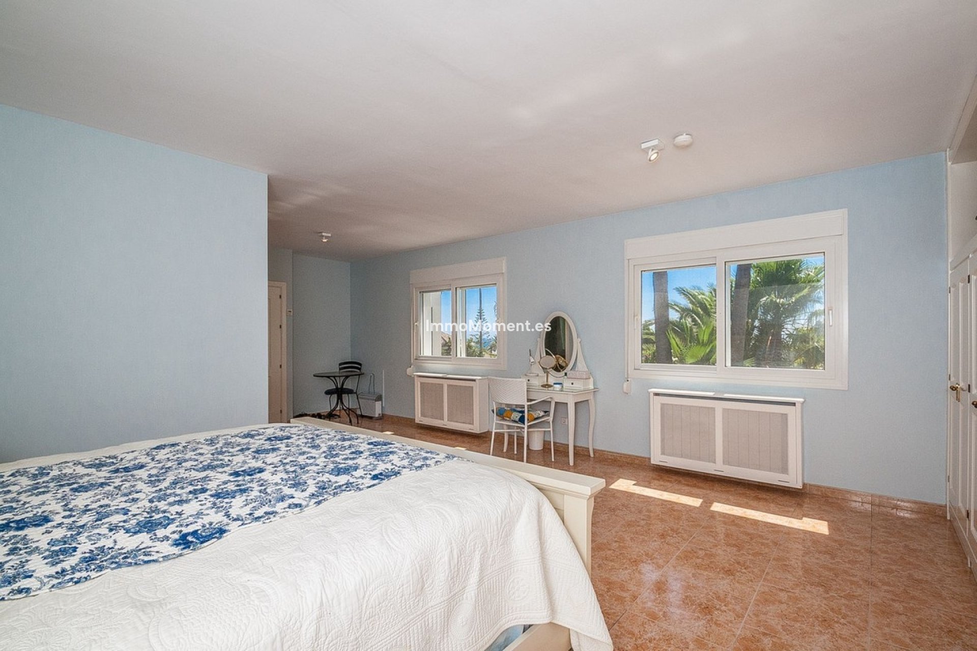 Resale - Villa - Marbella - Marbesa