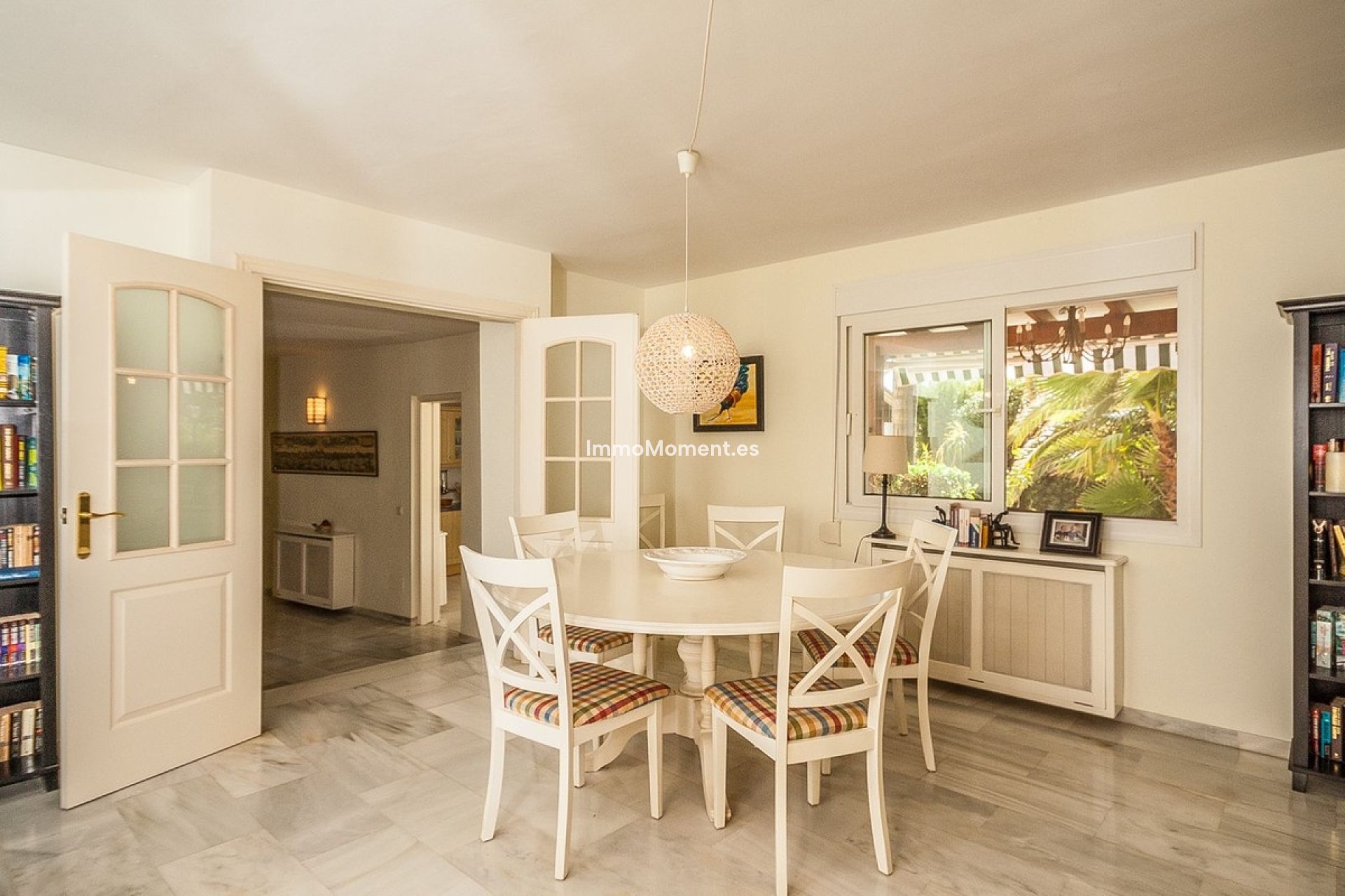 Resale - Villa - Marbella - Marbesa