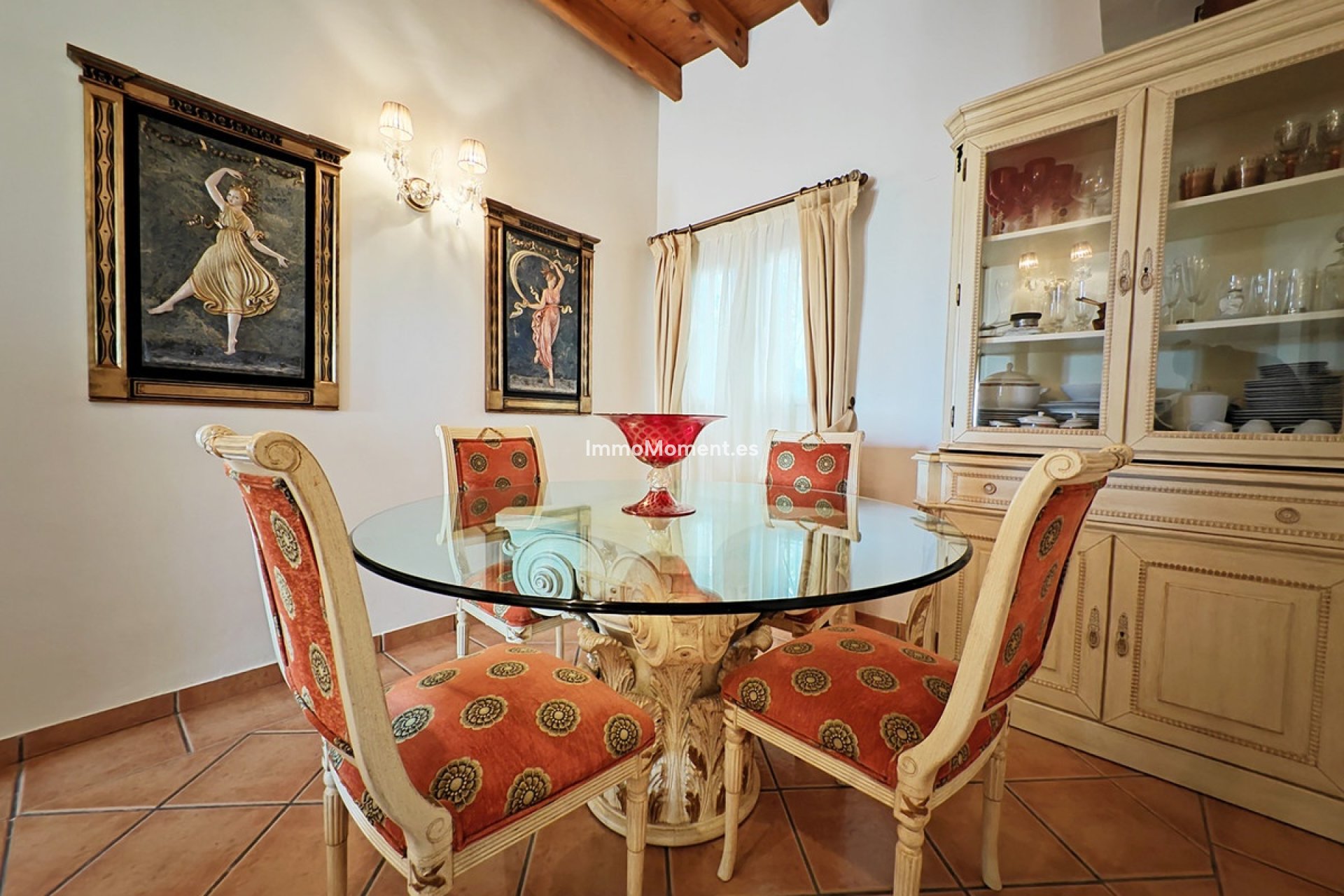 Resale - Villa - Marbella - Marbesa