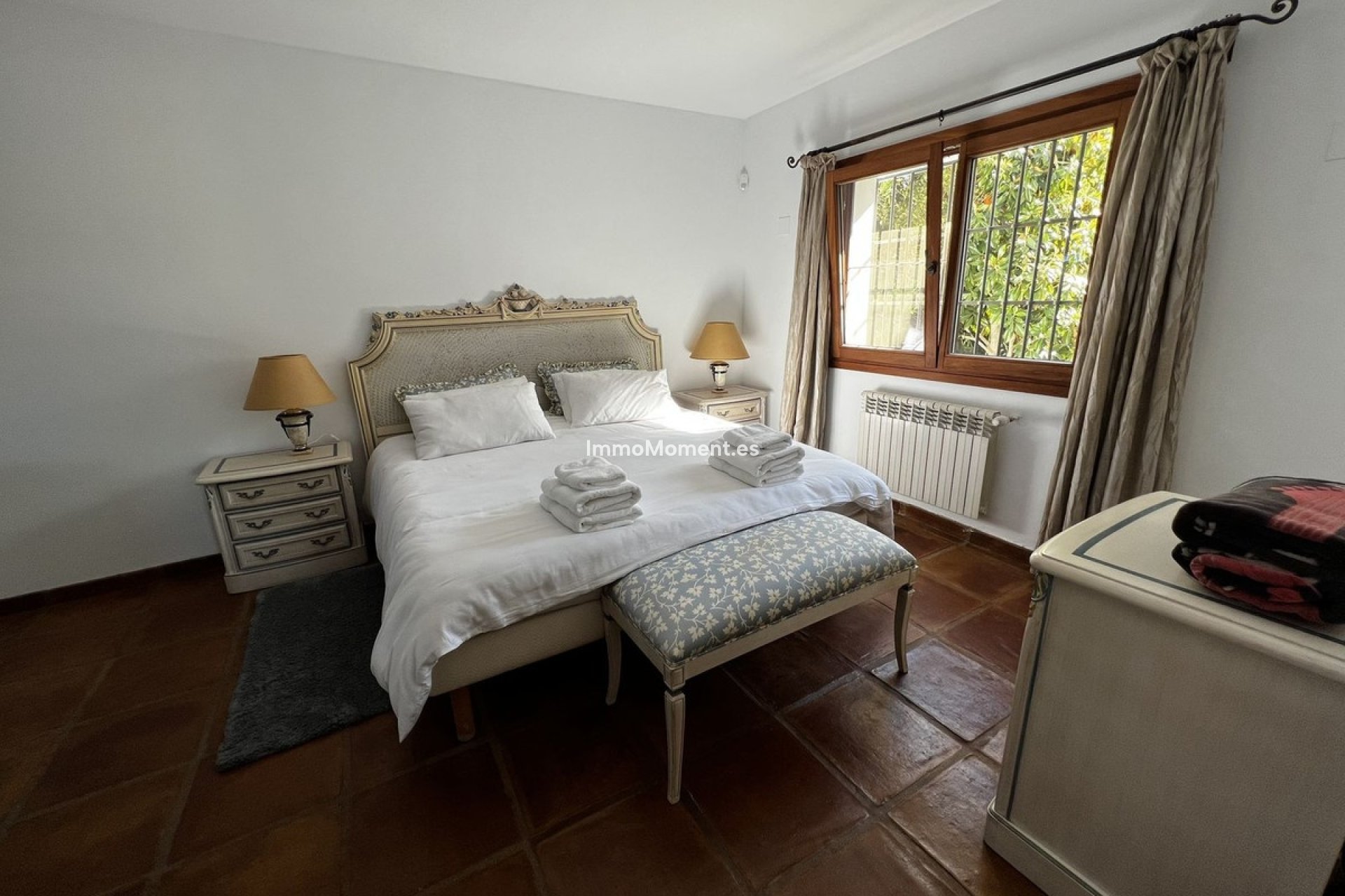 Resale - Villa - Marbella - Marbesa