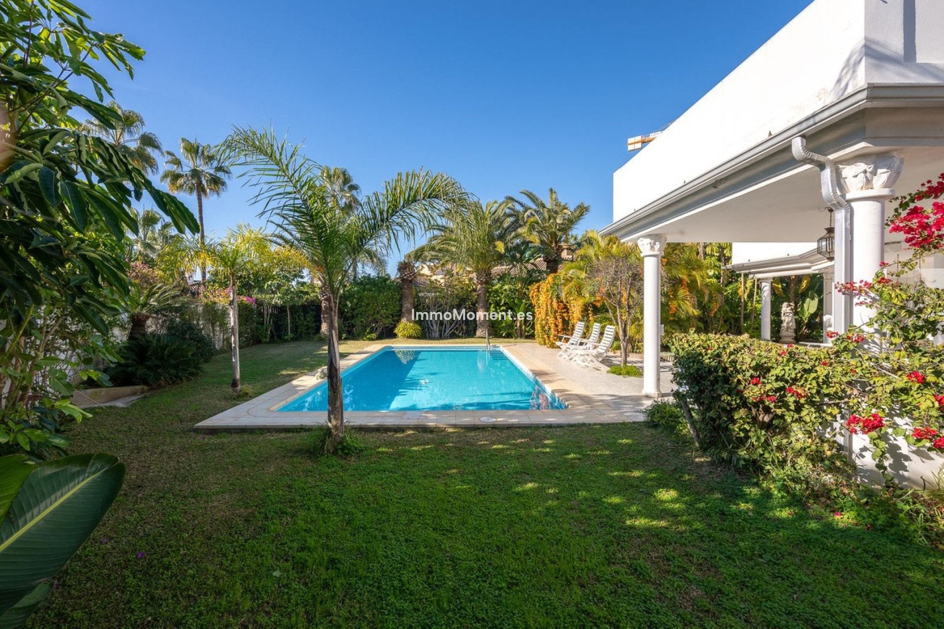 Resale - Villa - Marbella - Marbesa
