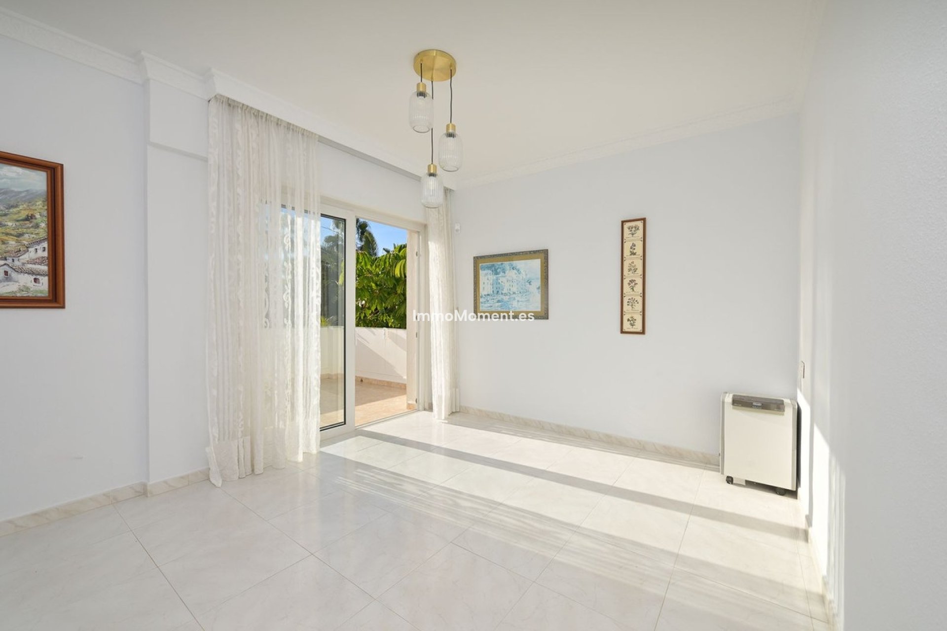 Resale - Villa - Marbella - Marbesa