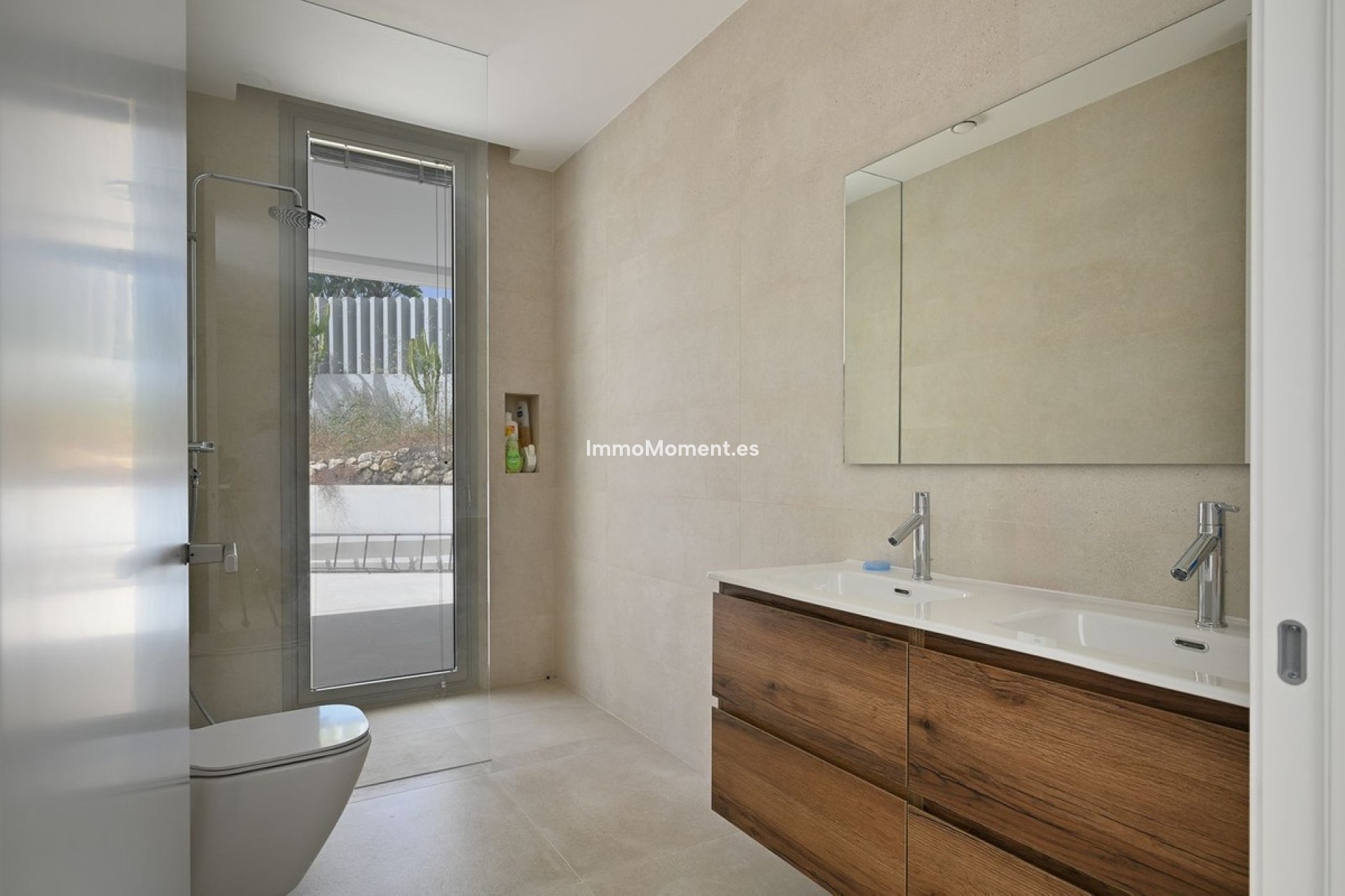 Resale - Villa - Marbella - Marbesa