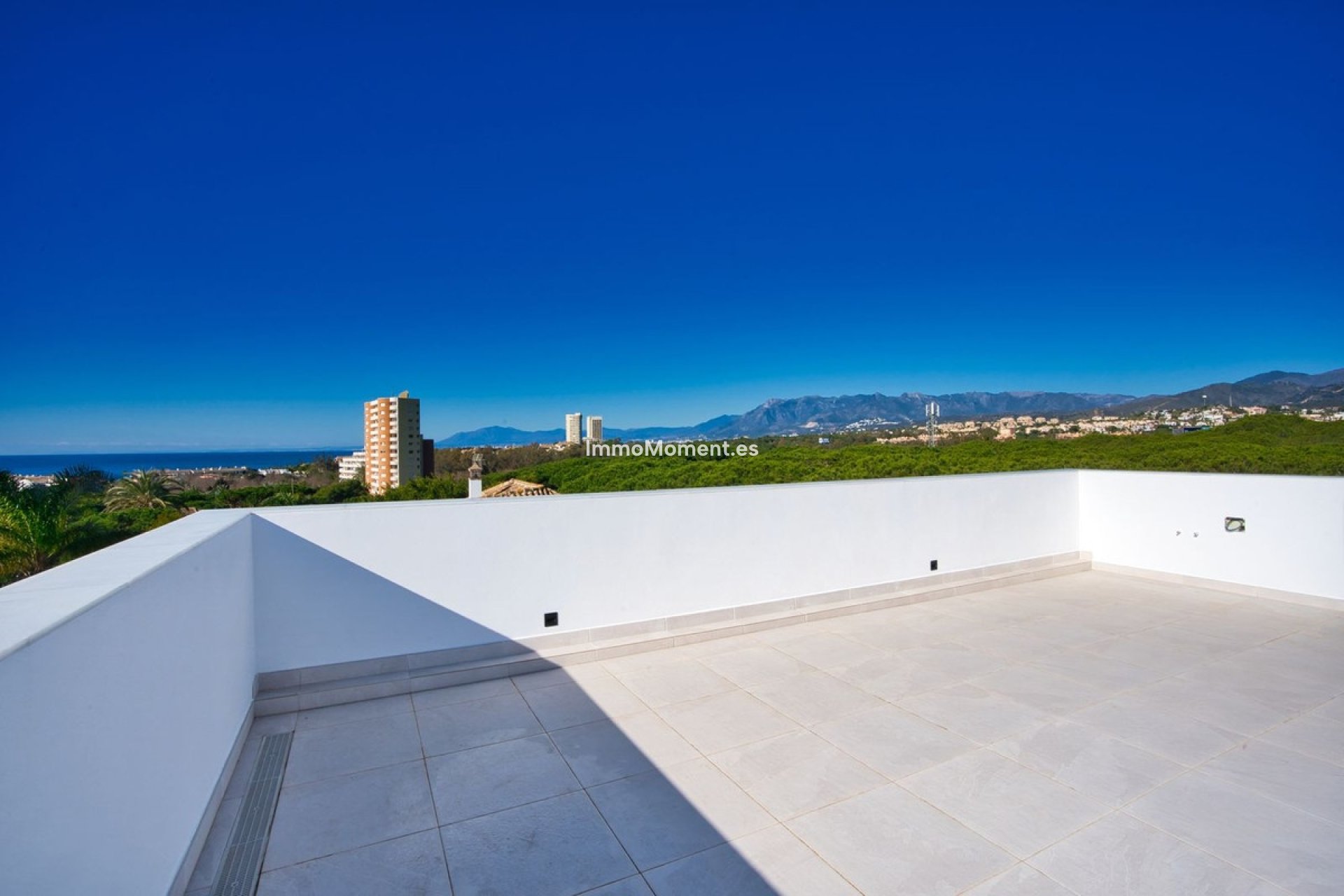 Resale - Villa - Marbella - Marbesa